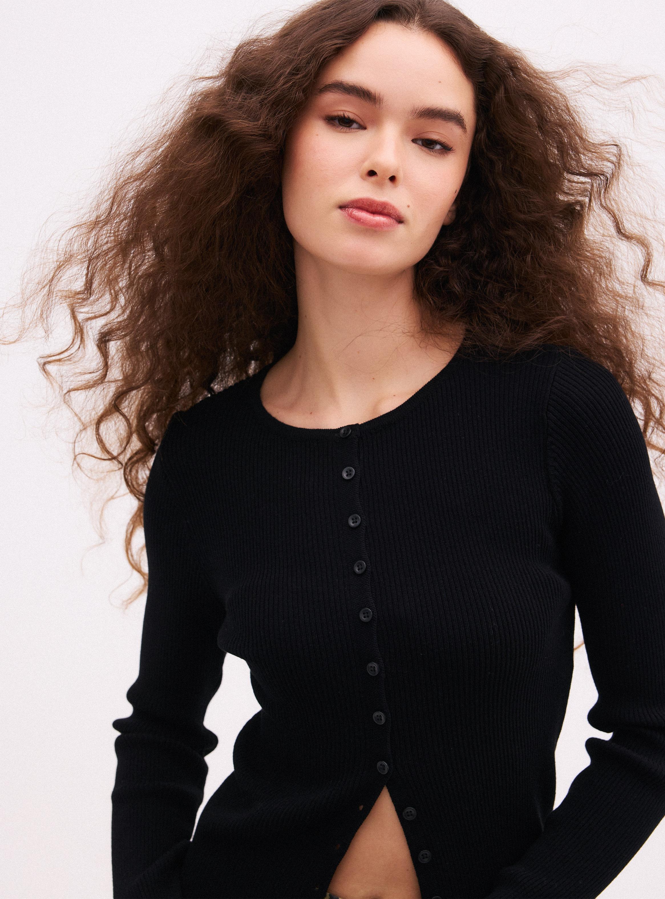 Sweater Tejido Acanalado con Botones Frontales-2