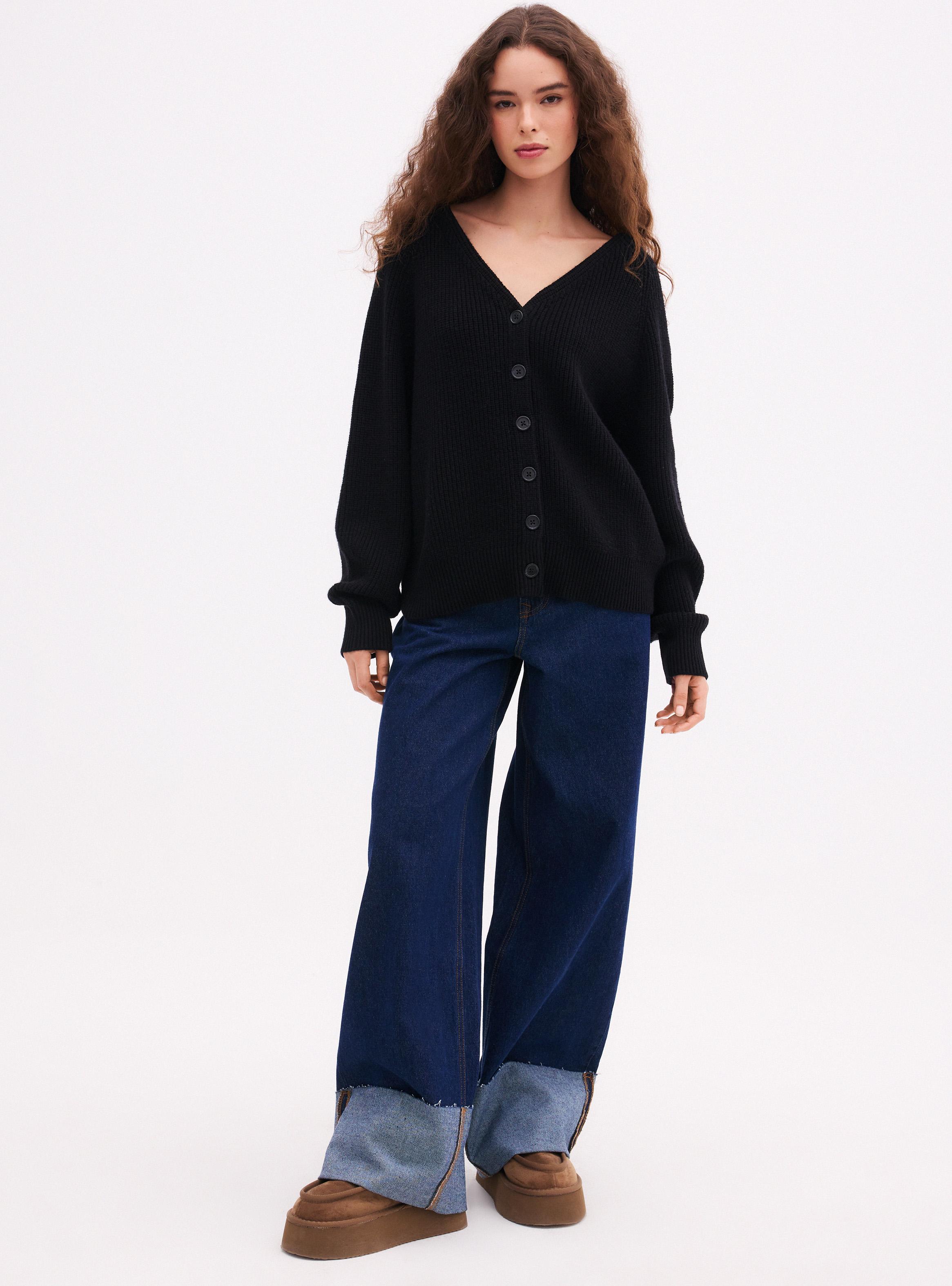 Sweater Acanalado con Botones Frontales-4