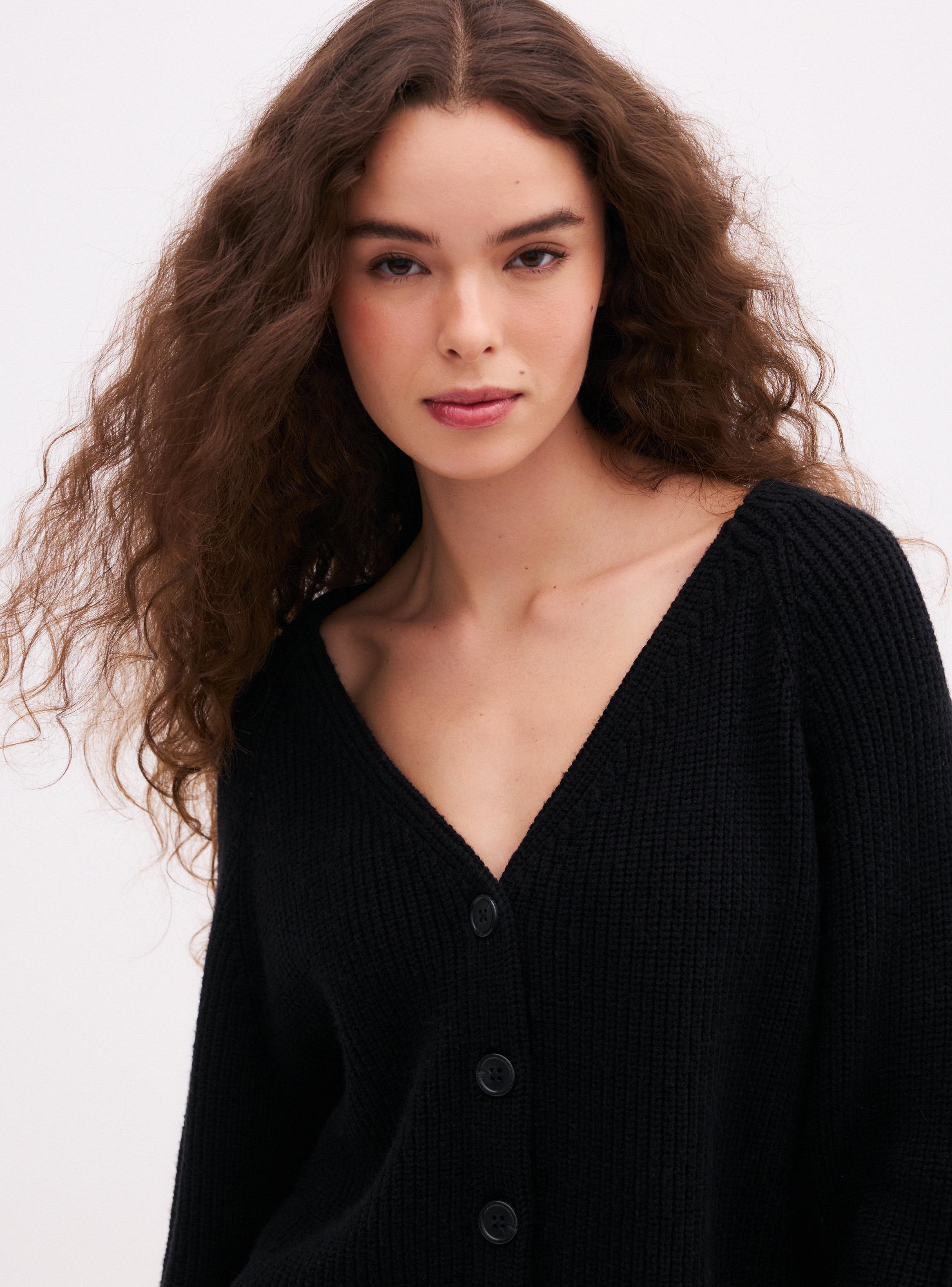 Sweater Acanalado con Botones Frontales-2