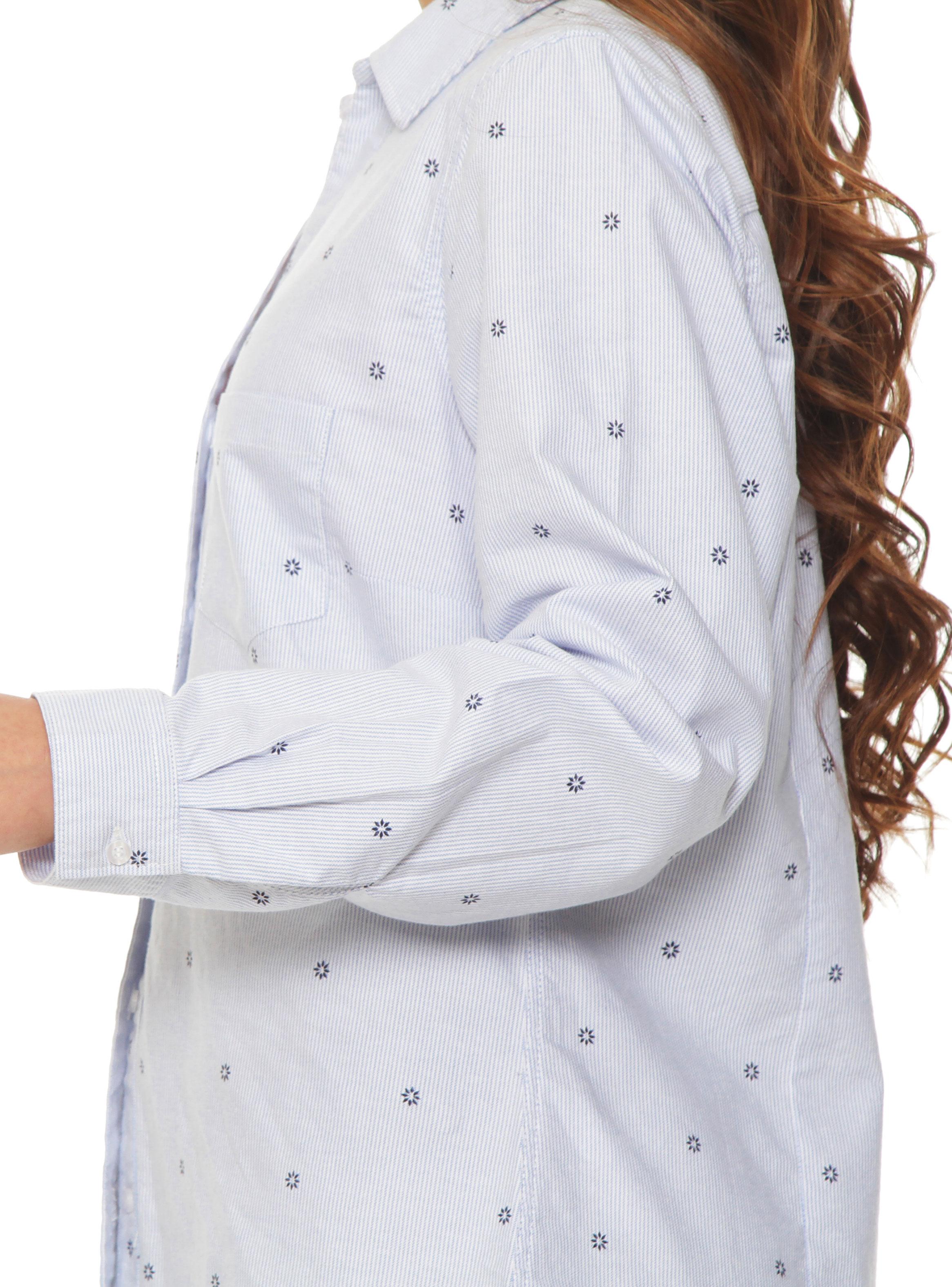 Blusa Manga Larga Listada Abotonada en Delantero-2