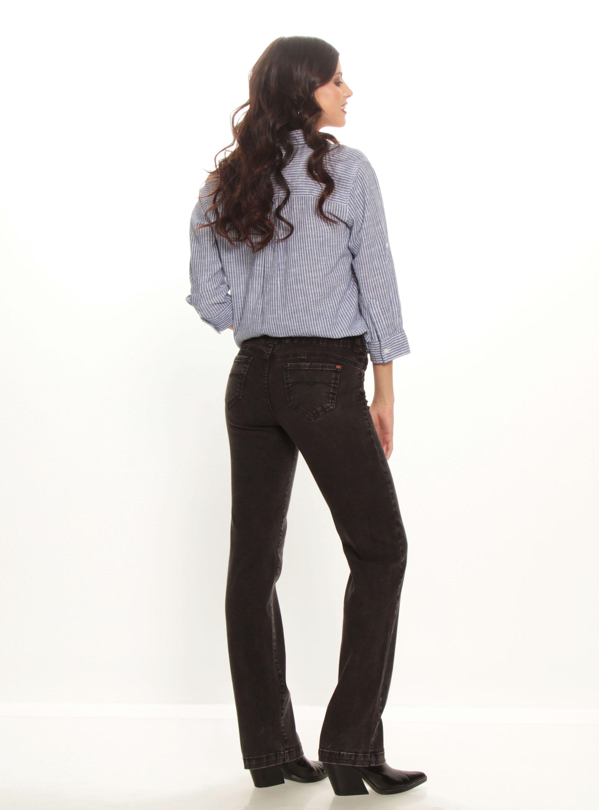 Jeans Tiro Alto Recto Pretina Alta Dos Botones-3