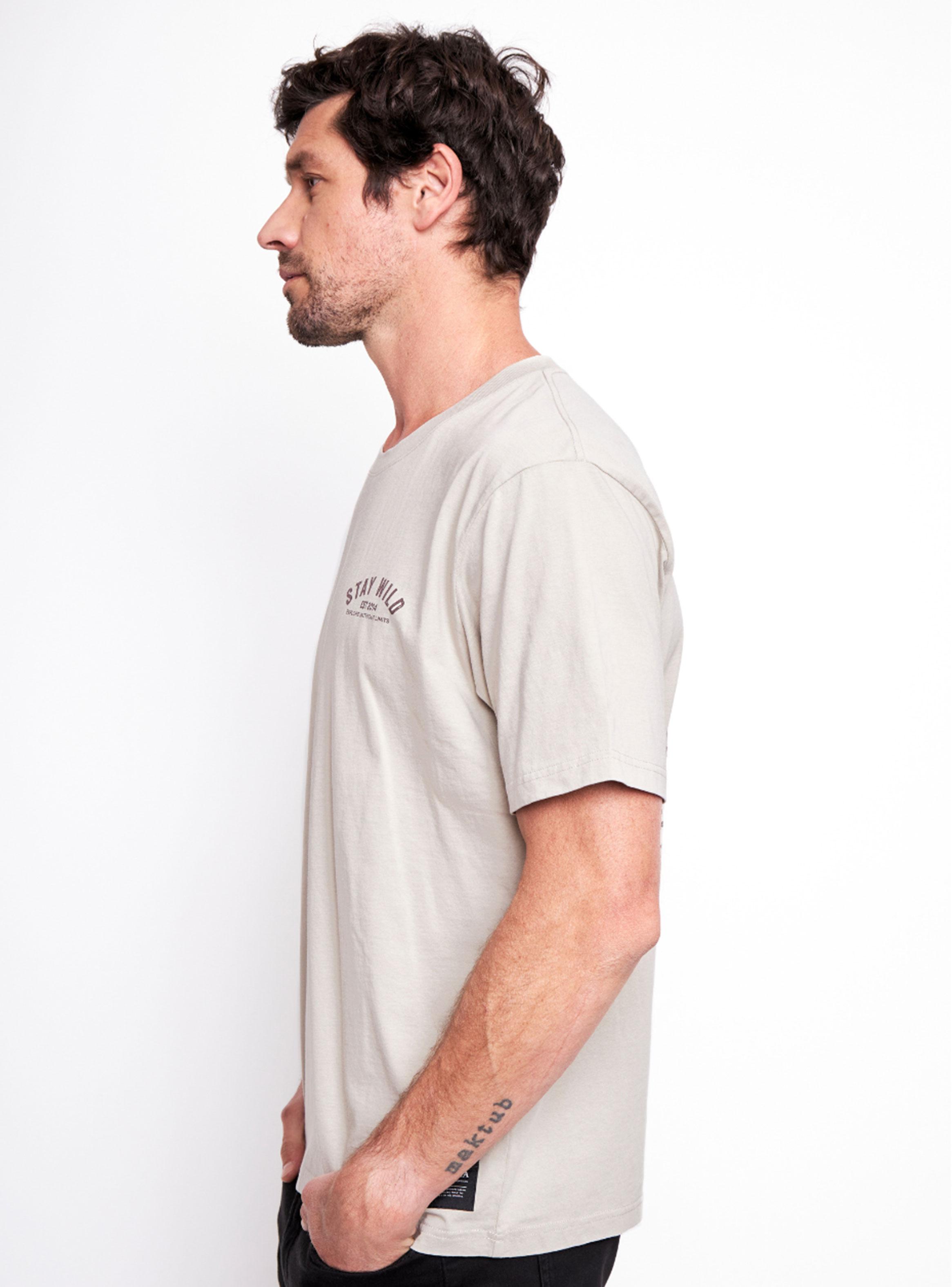 Polera Print Stay Wild Explore-3