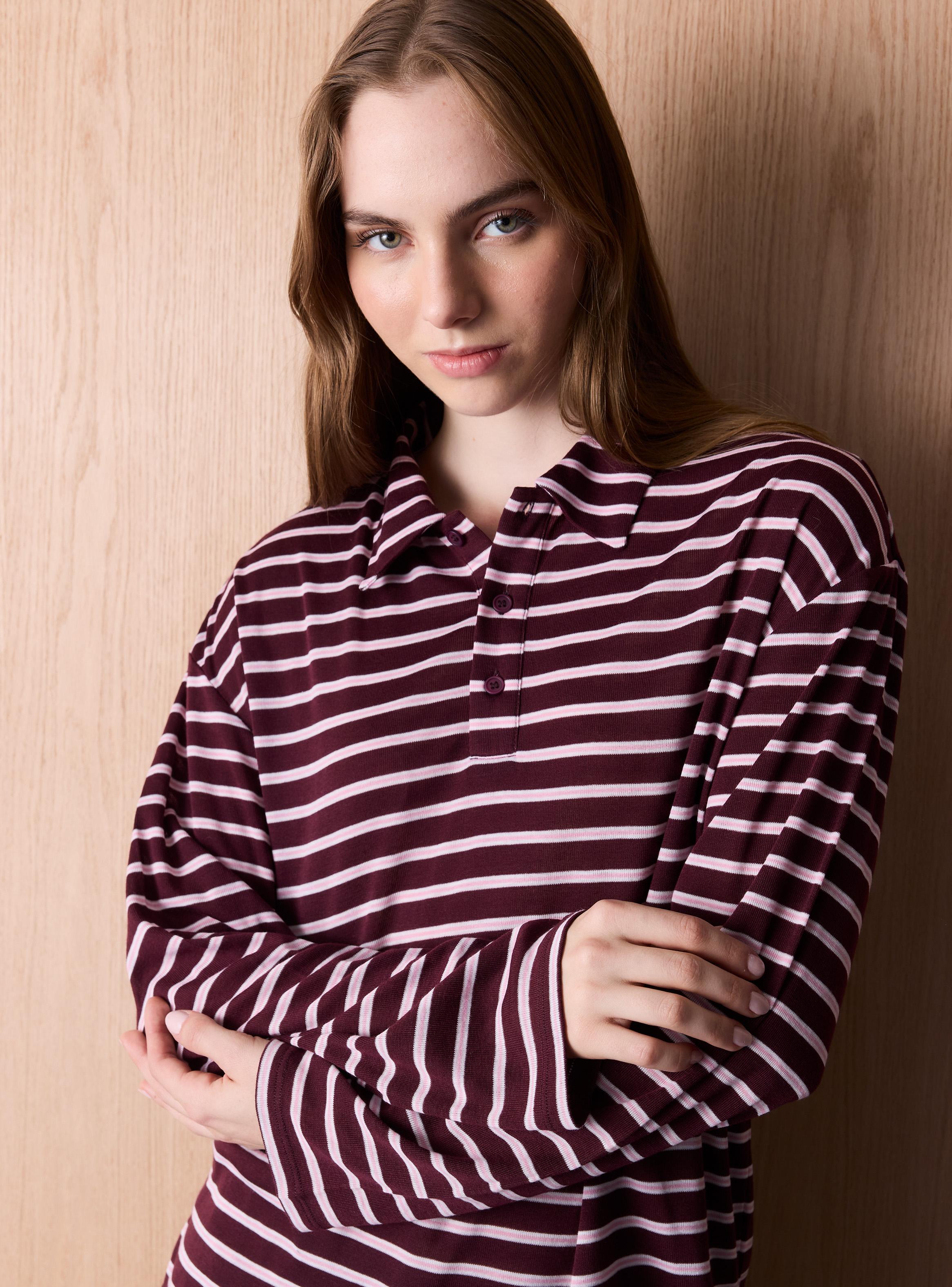 Polera Cuello Polo y Rayas-2