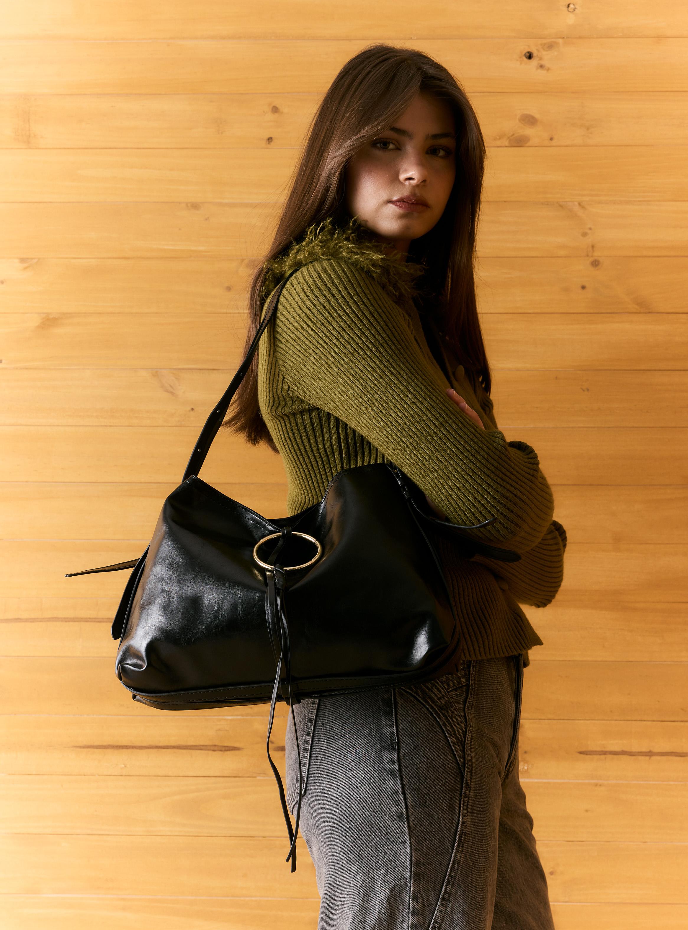 Cartera de Hombro con Argolla-5