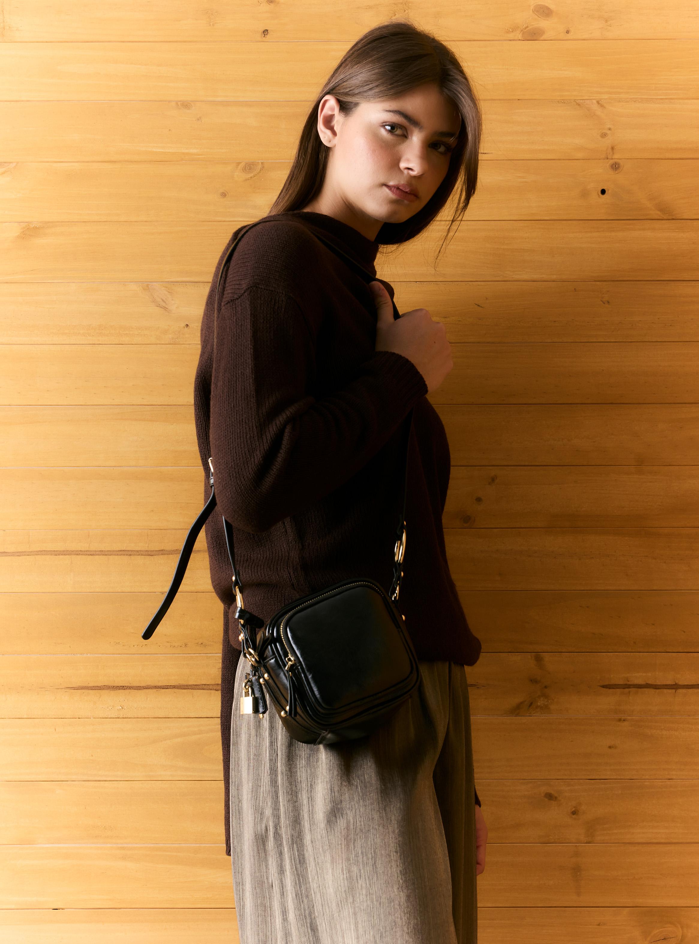 Cartera de Hombro Crossbody Argollas-5