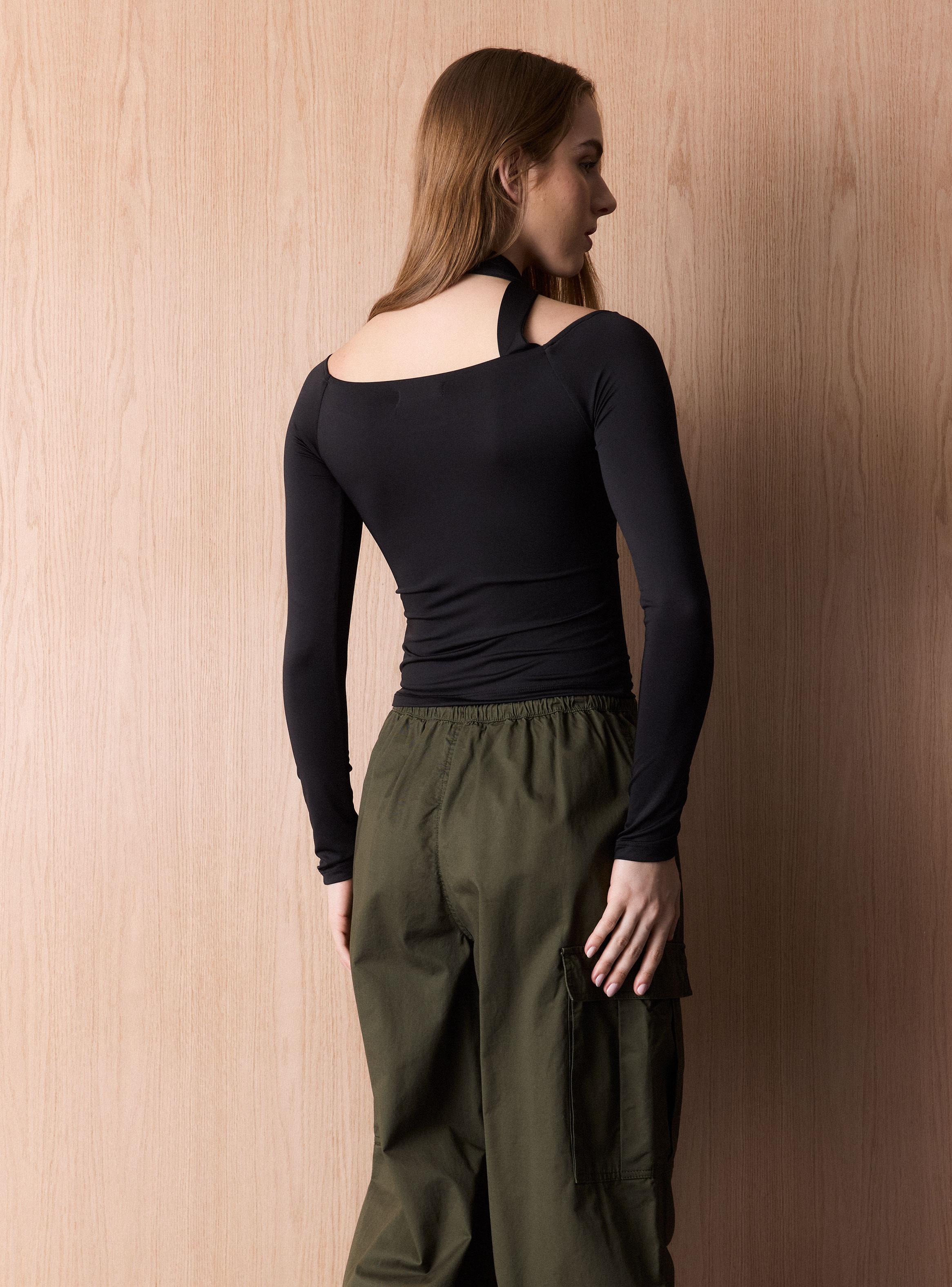 Polera con Lazo en Cuello-1