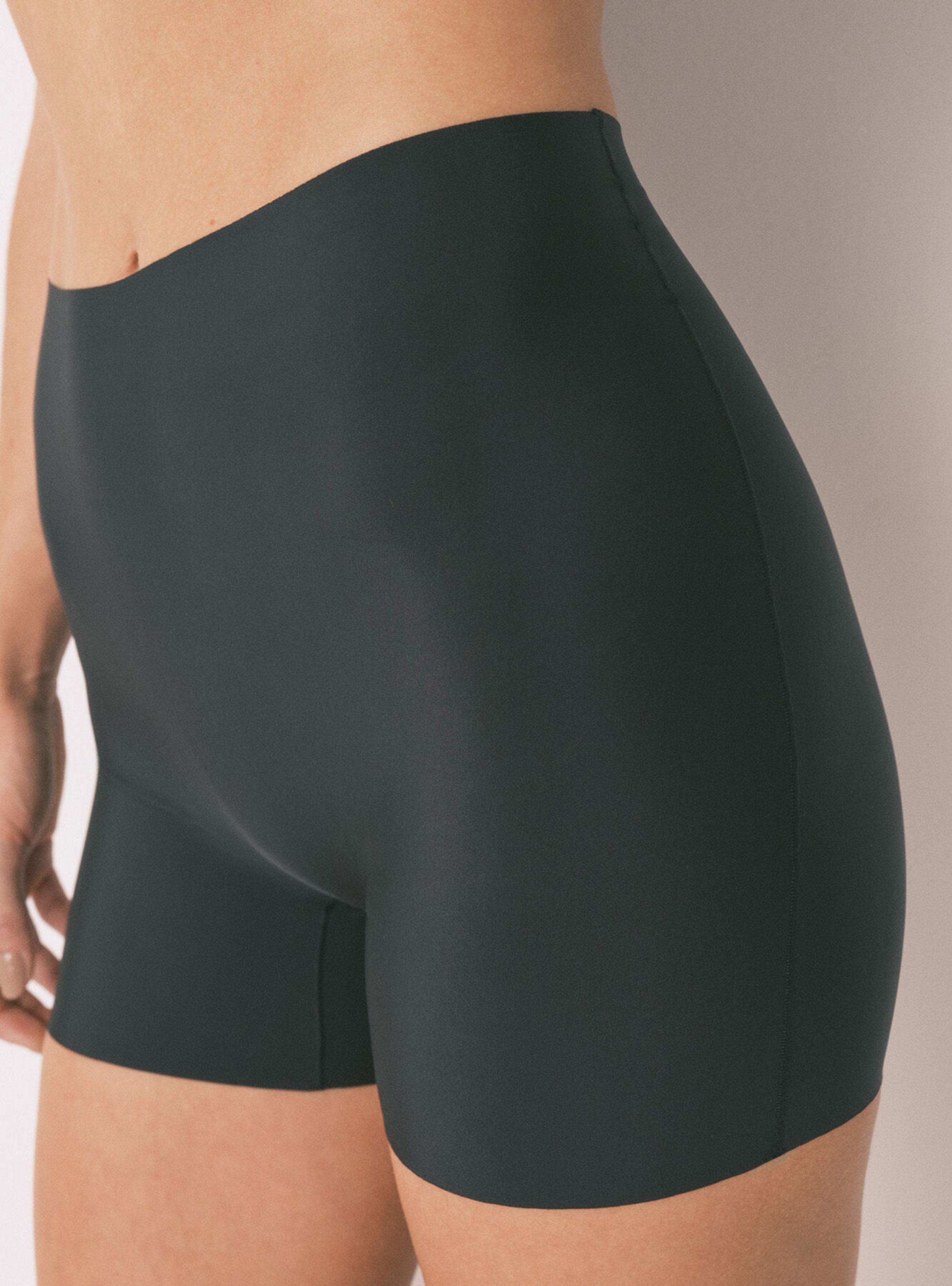 Faja Corta Interior Clean Cut Negro-3