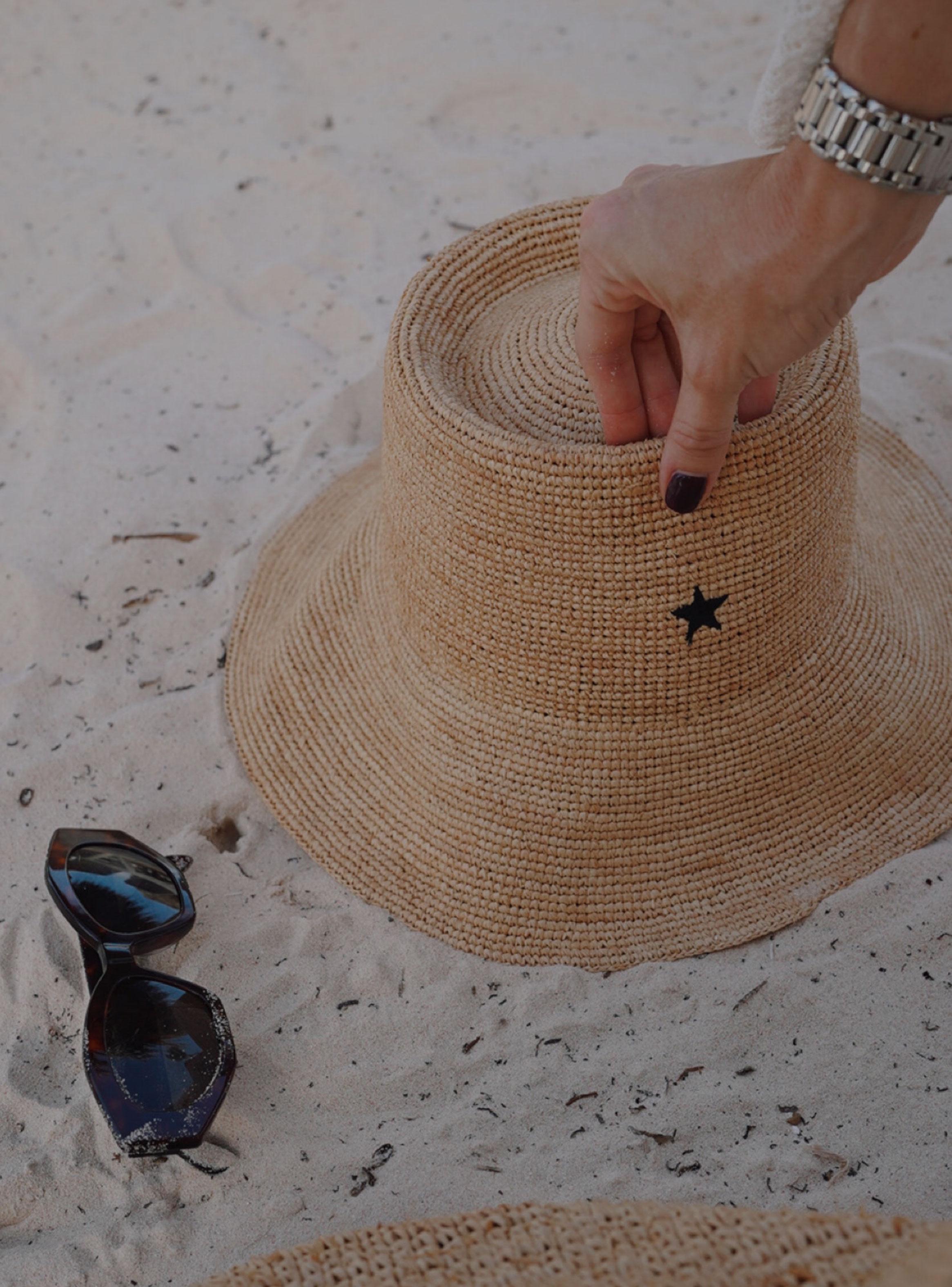 Sombrero Raffia Bucket-2