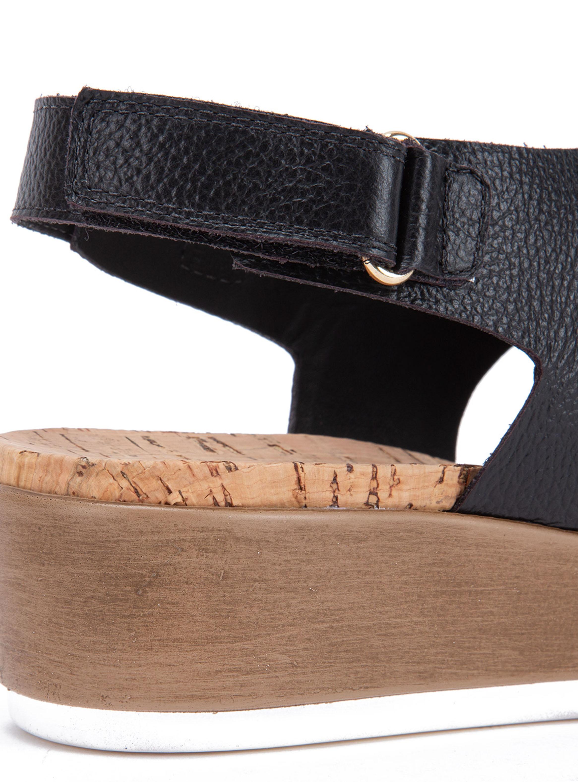 Sandalia Meryl 660496 Cuero Mujer-4