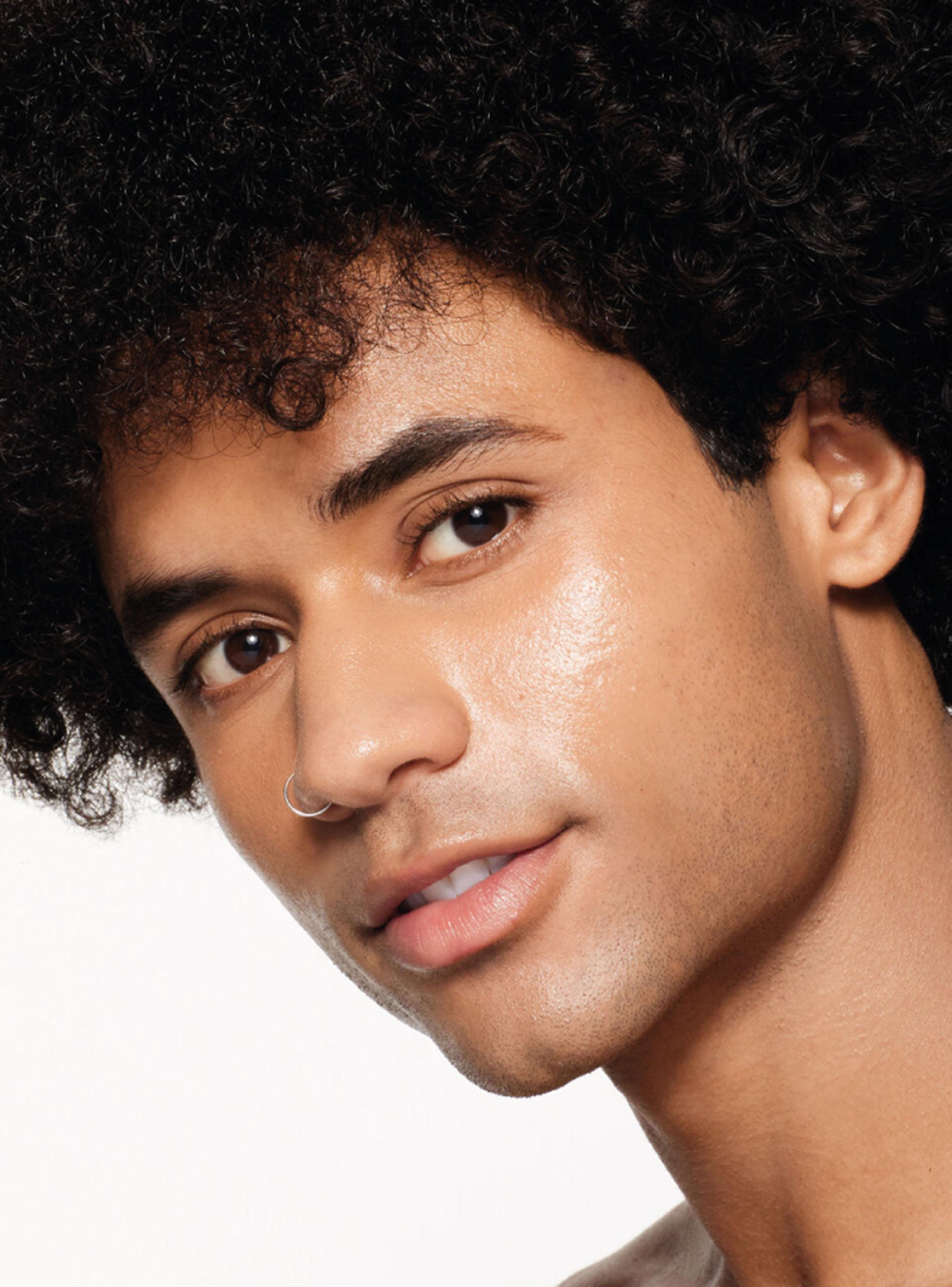 Revitalessence Skin Glow Foundation Spf 30 360 ml-2