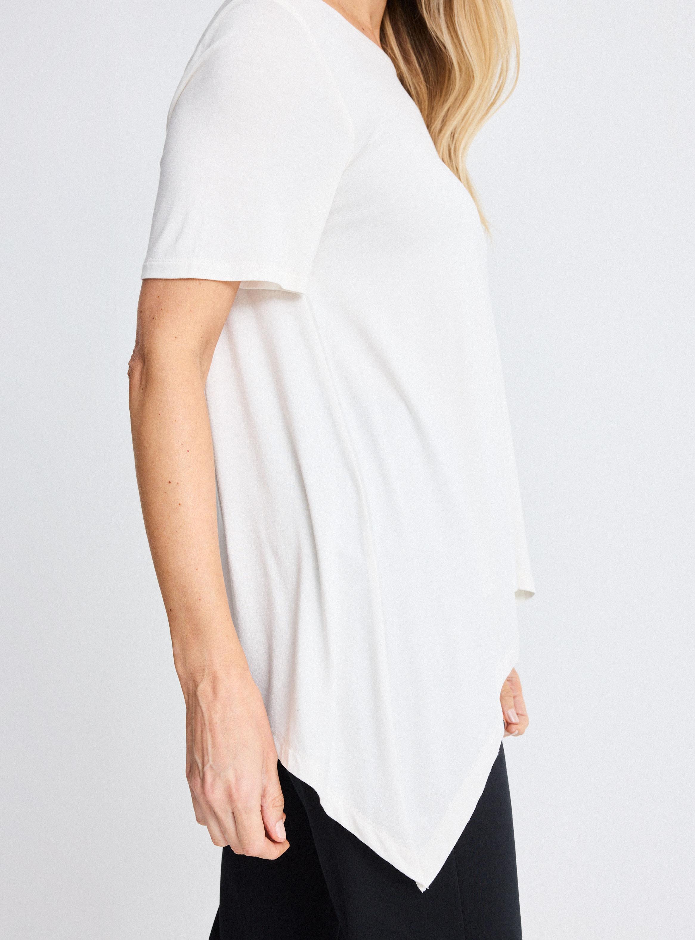 Polera Asimétrica de Manga Corta-3