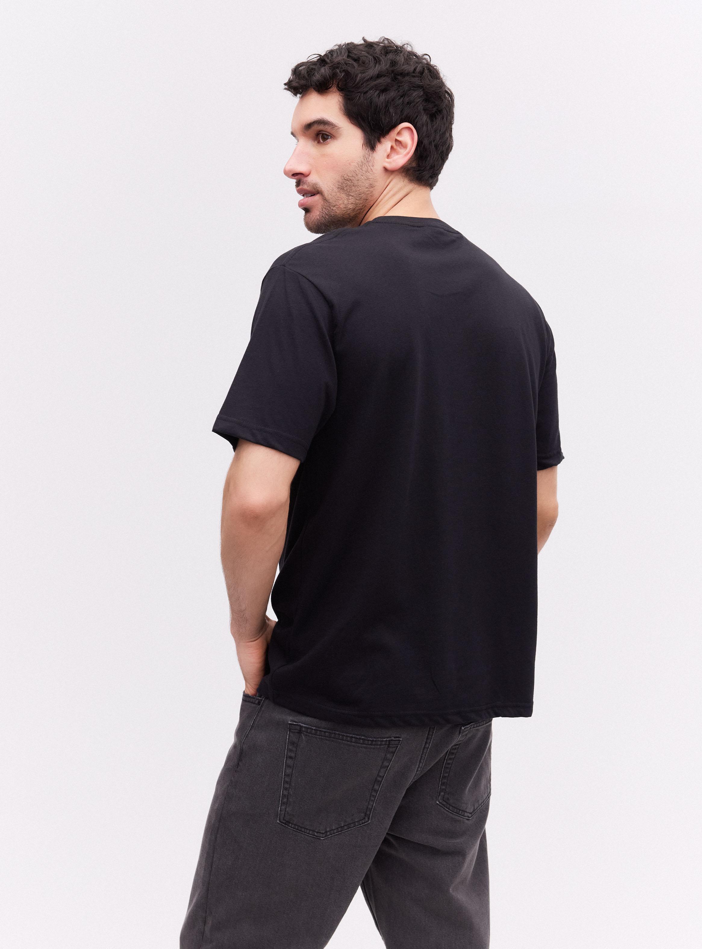 Polera Cuello Redondo con Bolsillo-1
