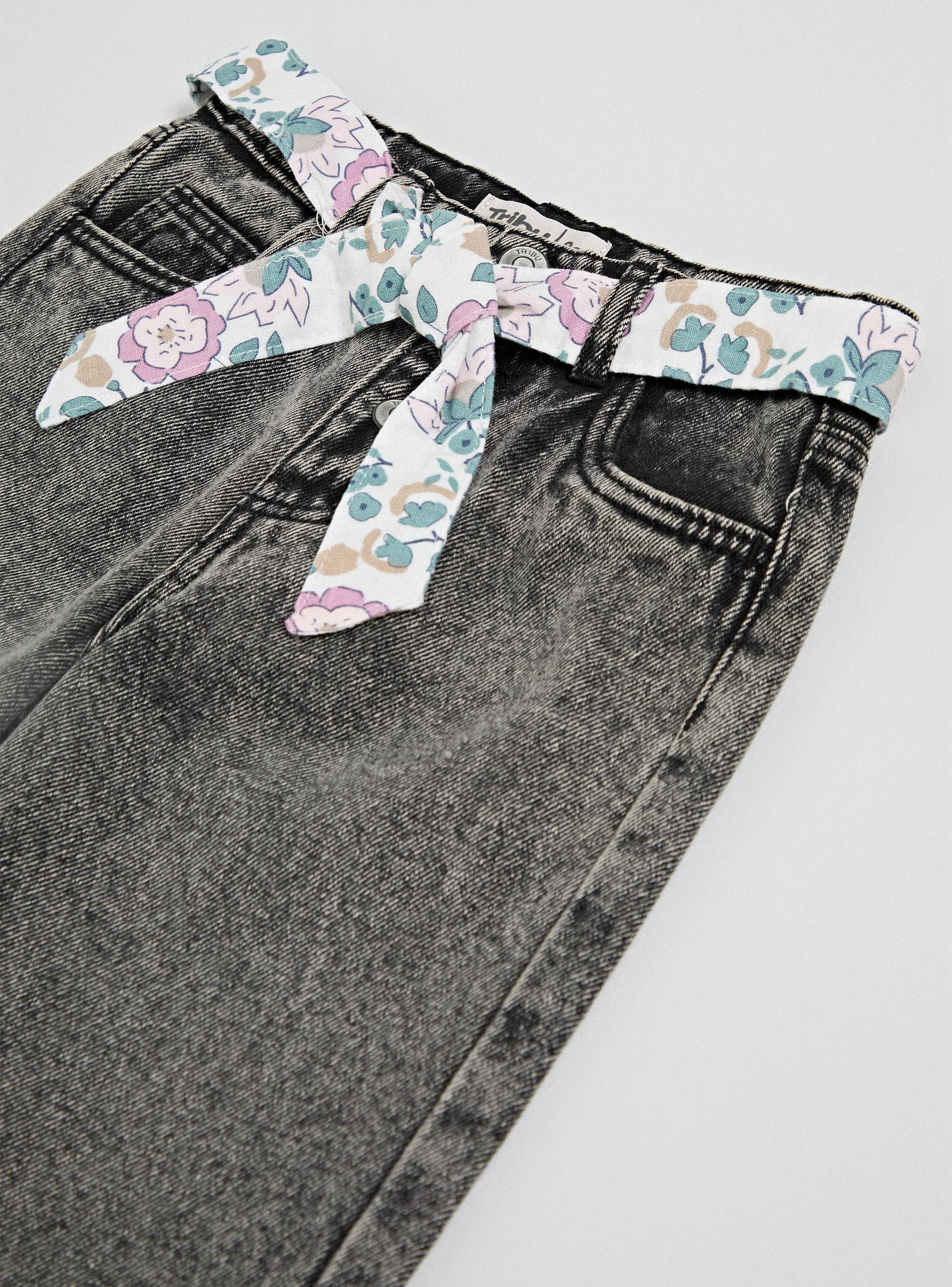 Jeans con Cinturón Estampado-3