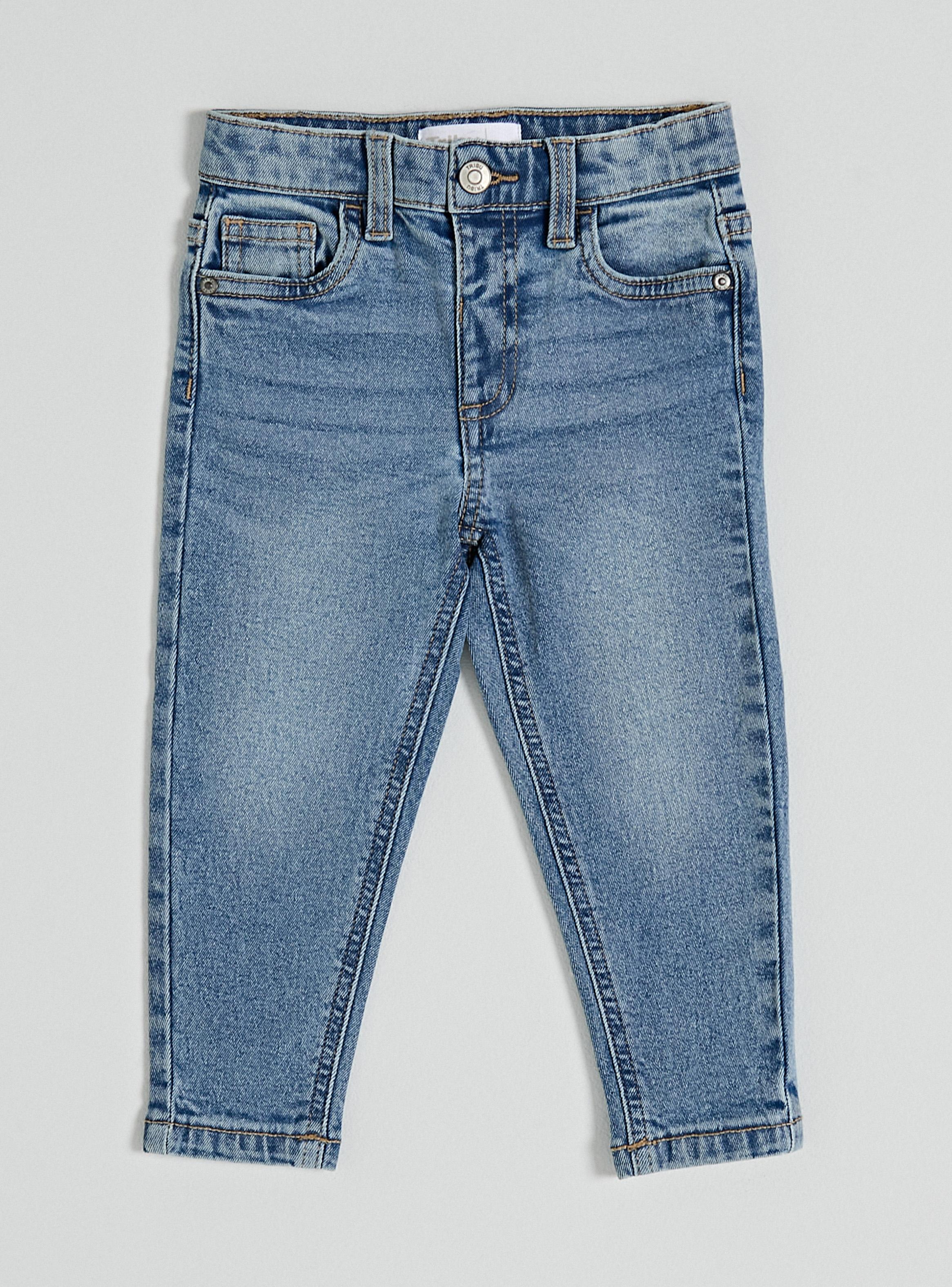Jeans Básico con Fit Regular Niña-1