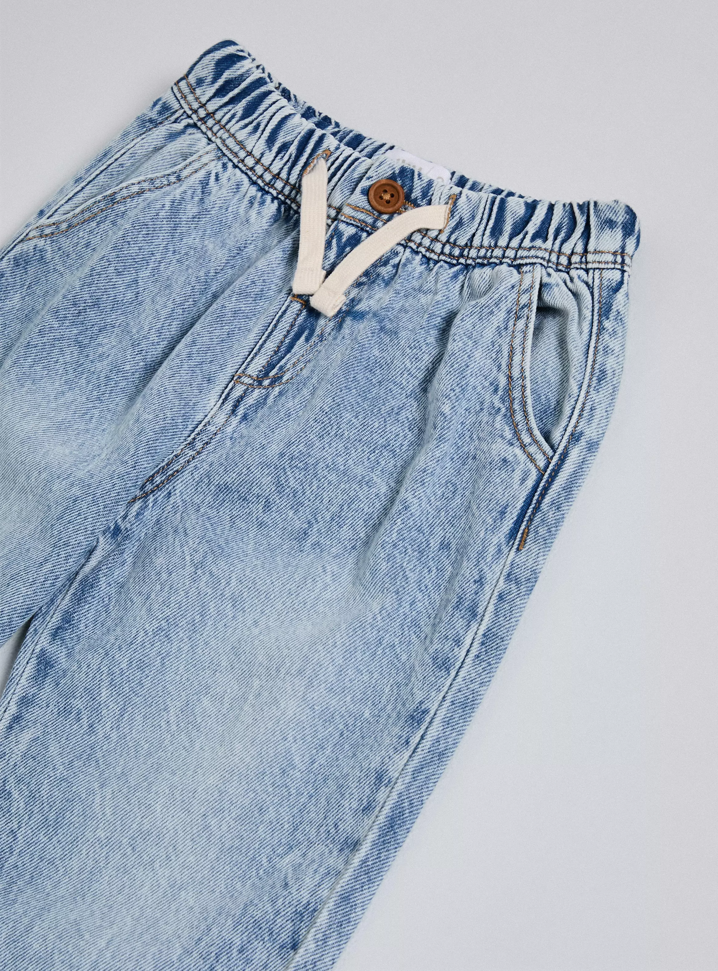 Jeans Moda Lavado con Cordón-3