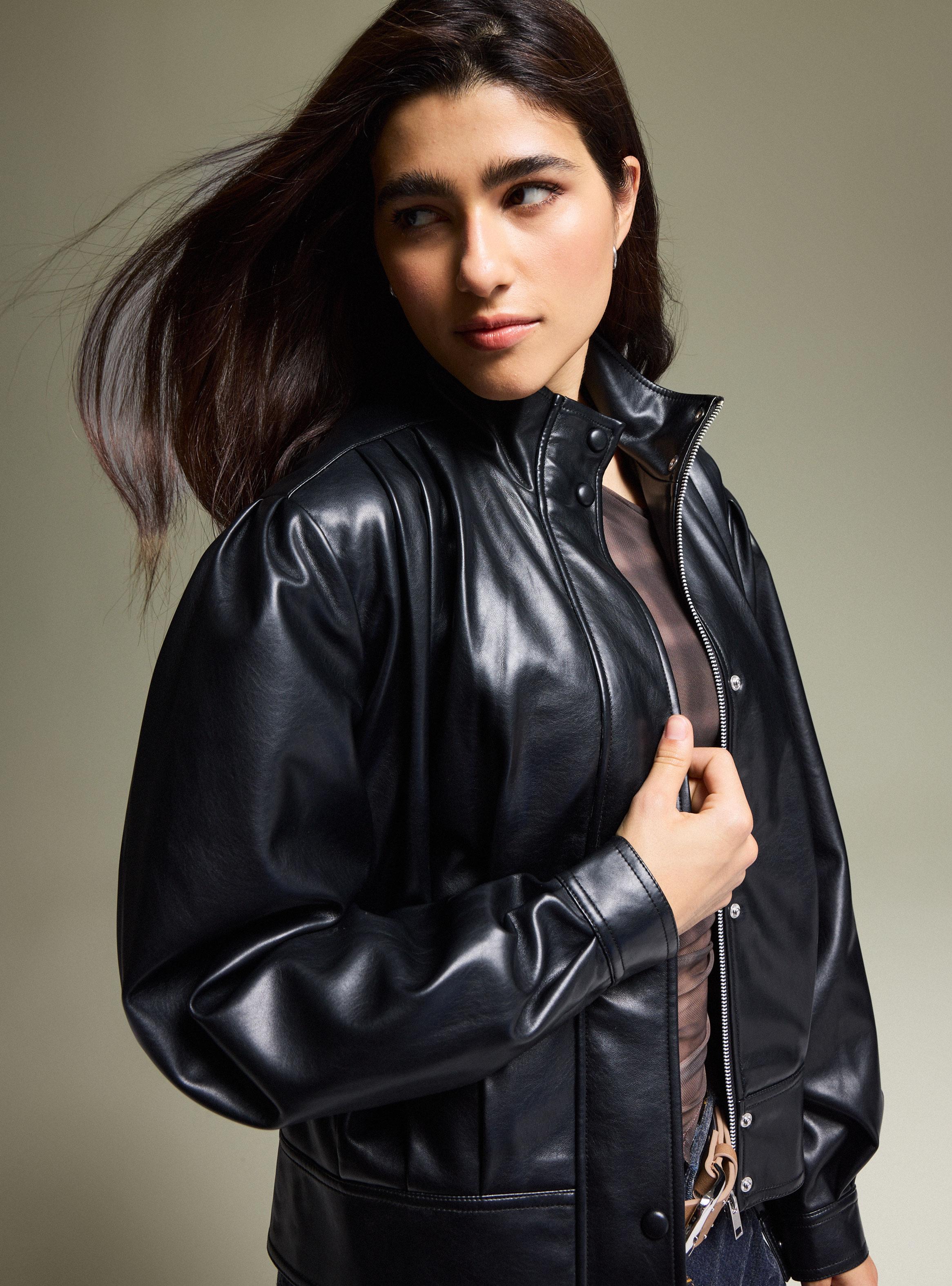 Chaqueta Cuello Funnel-3