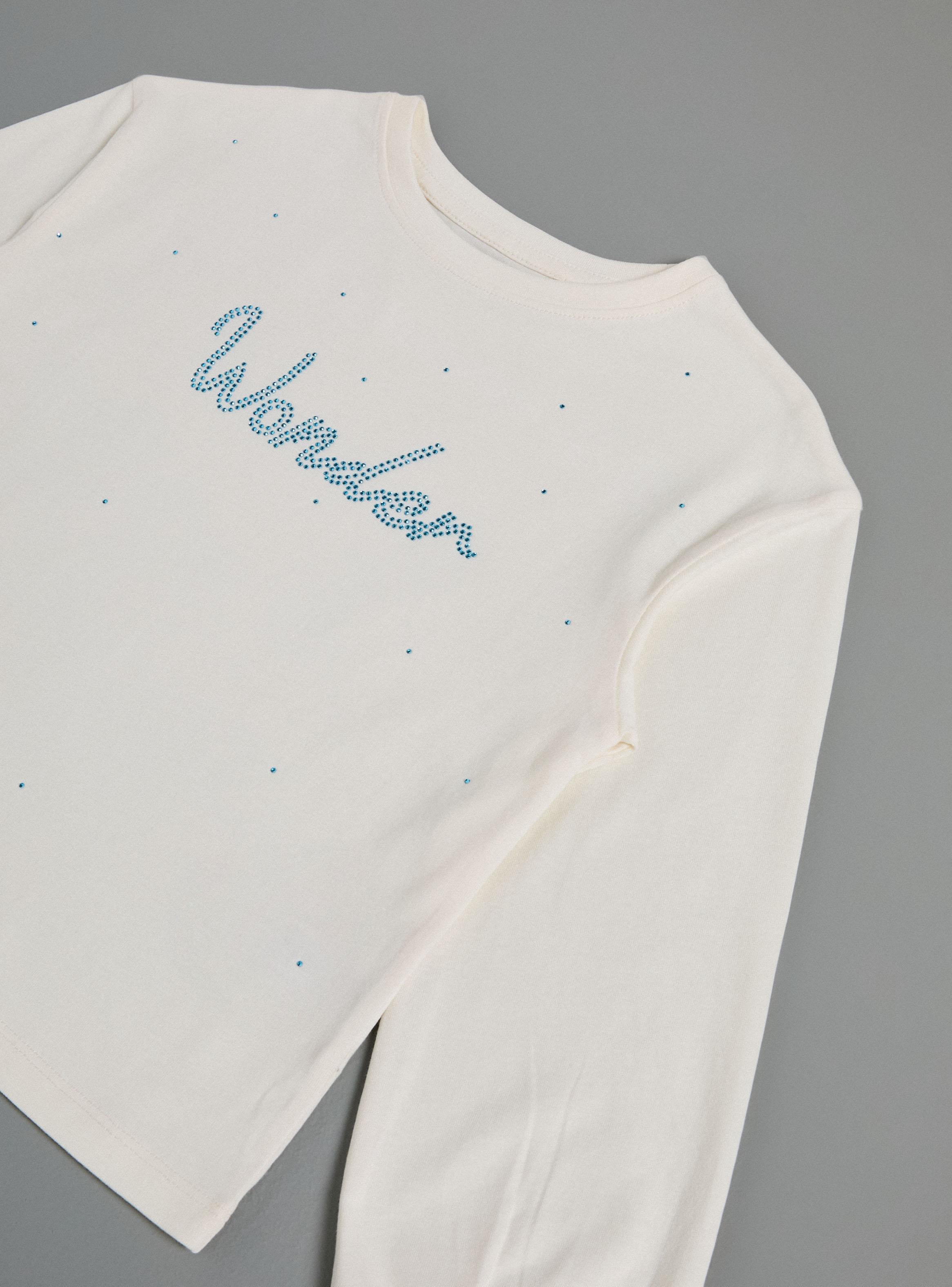 Polera Manga Larga Cuello Redondo con Texto y Brillos-3