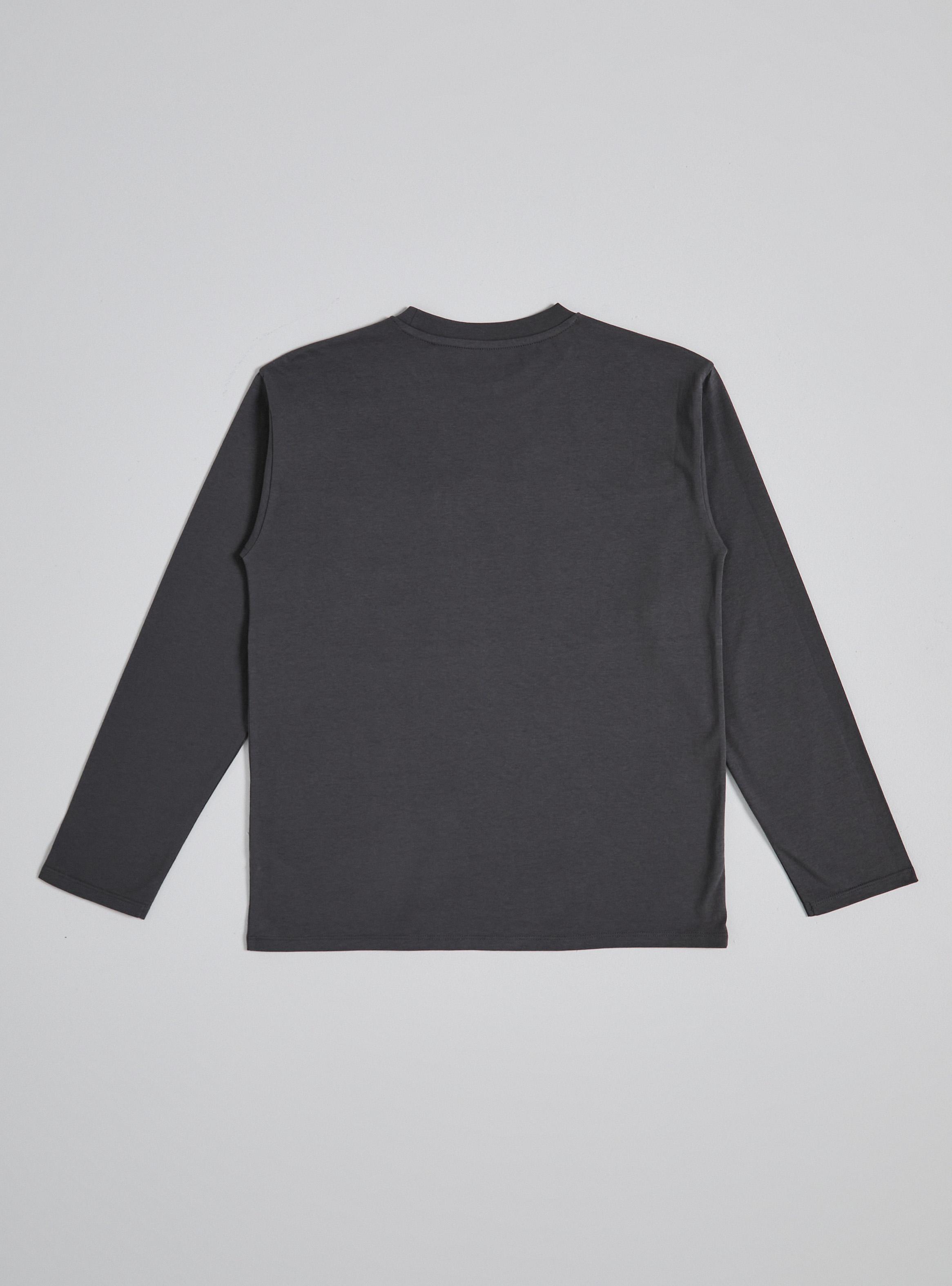 Polera Sólida con Corte y Cierre-2
