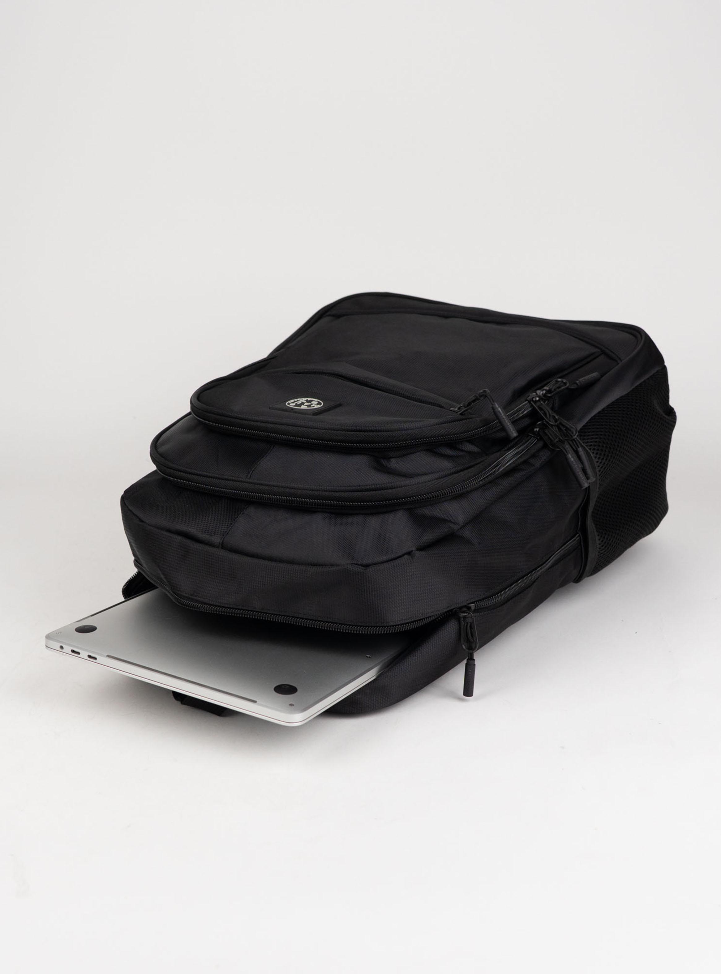 Mochila Escolar Black Cierre Diagonal 28 lt-4