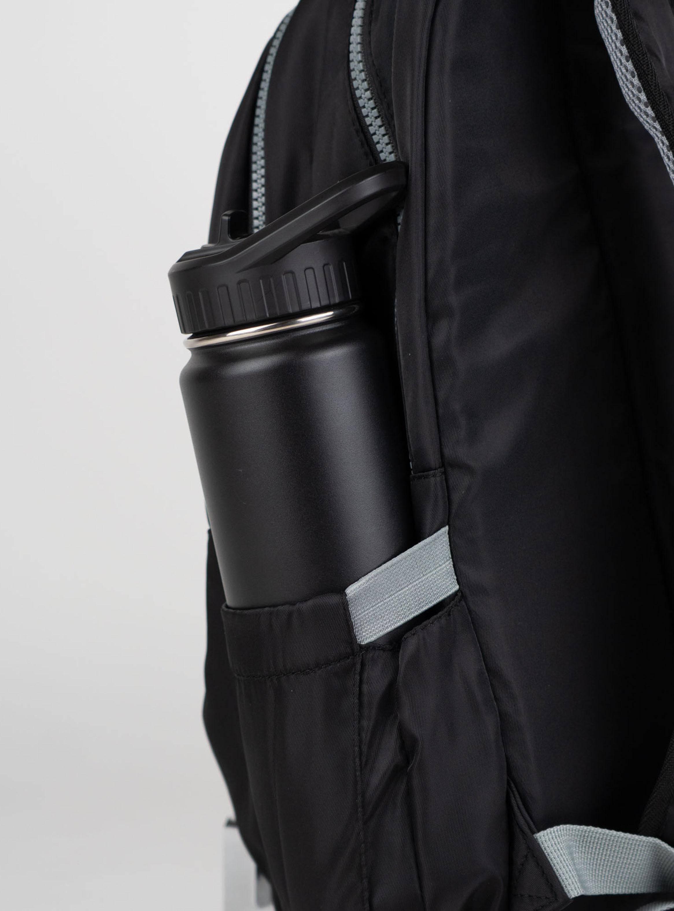 Mochila Escolar Black Grey Cierre Diagonal 28 lt-4