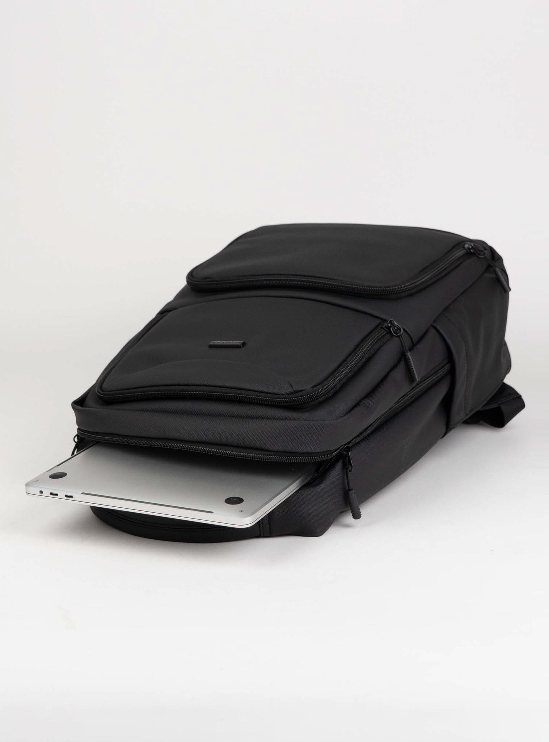 Mochila Escolar Básica Black 20 lt-4