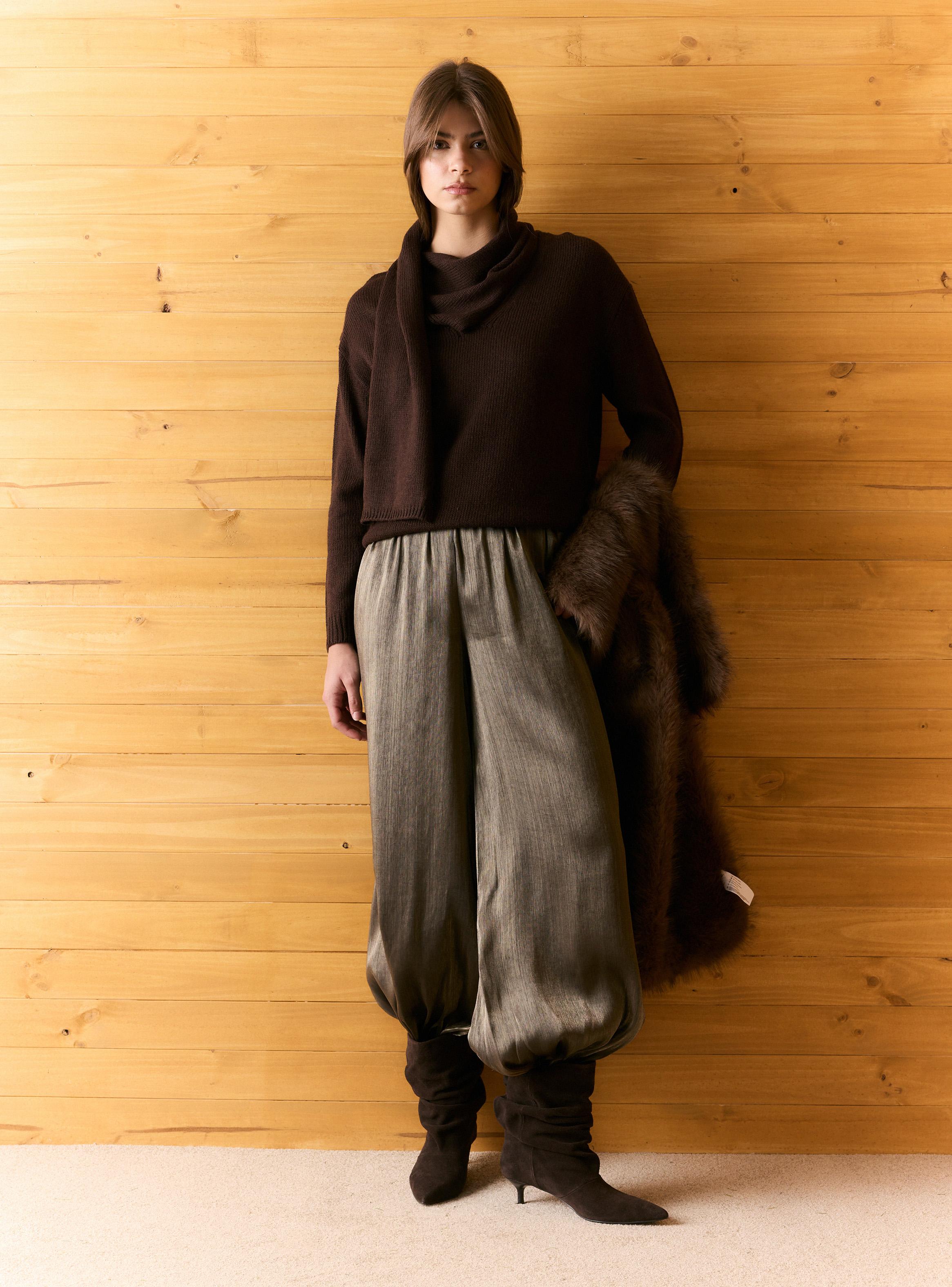 Sweater Calce Holgado con Bufanda Incorporada-4