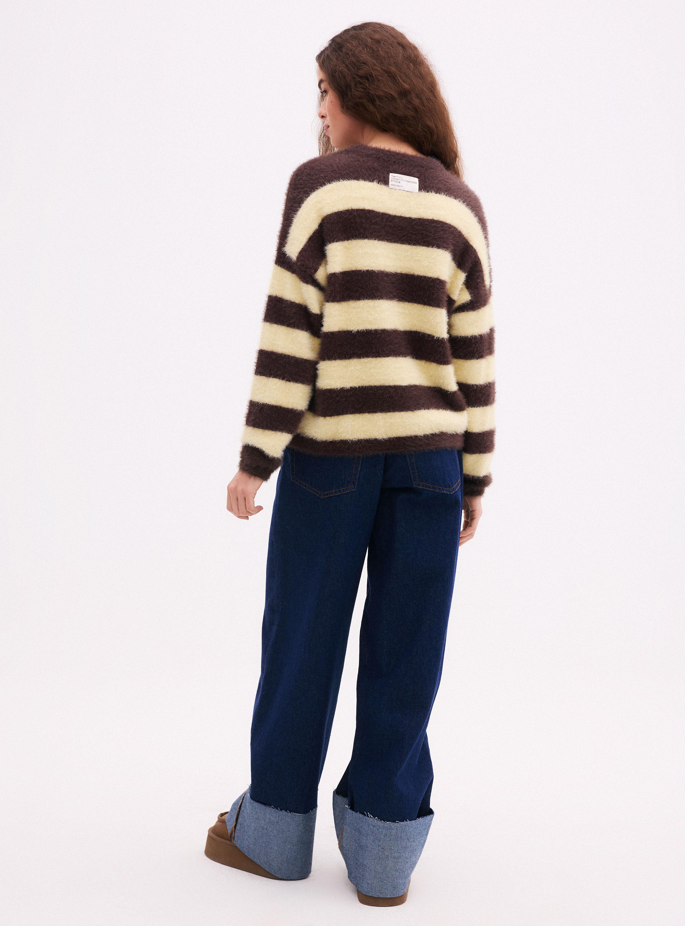 Sweater Cuello Redondo Estampado Rayas-5