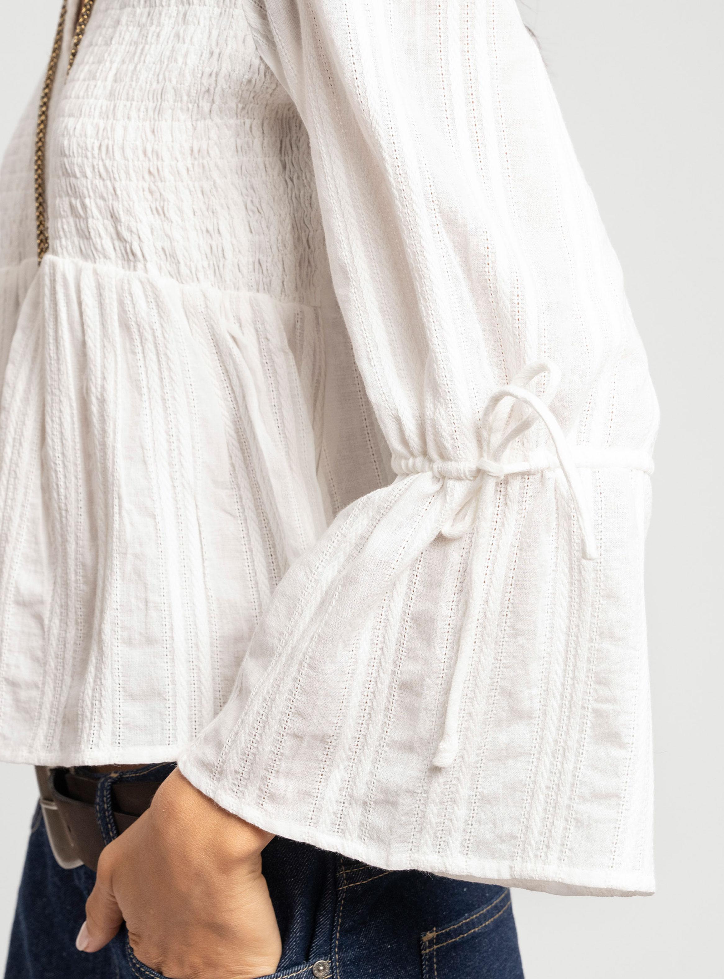 Blusa Bordada Blanca-2