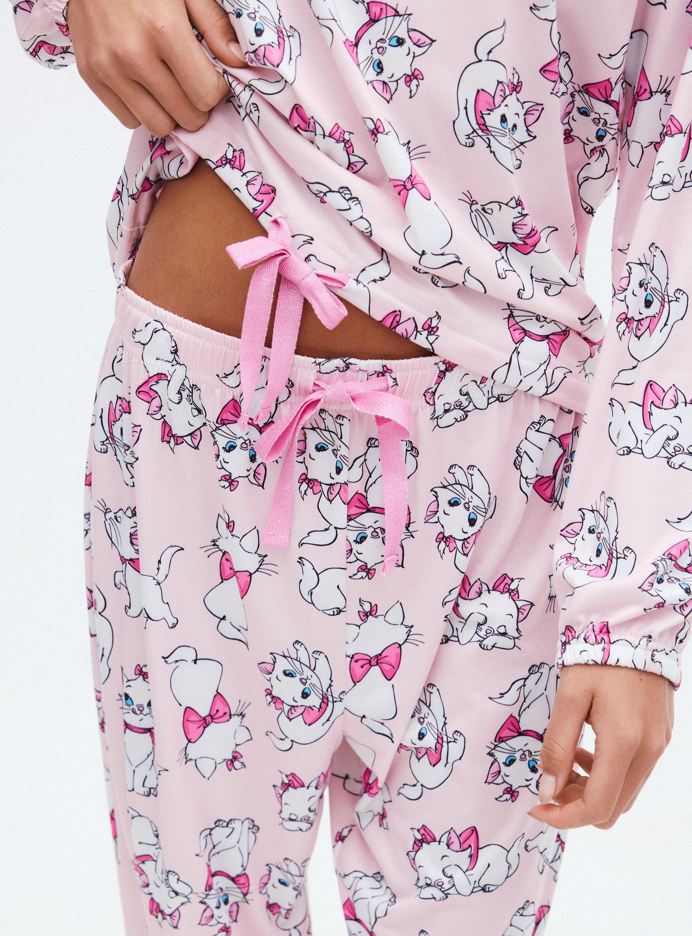 Pijama Disney Marie Tela Suave y Cómoda-3