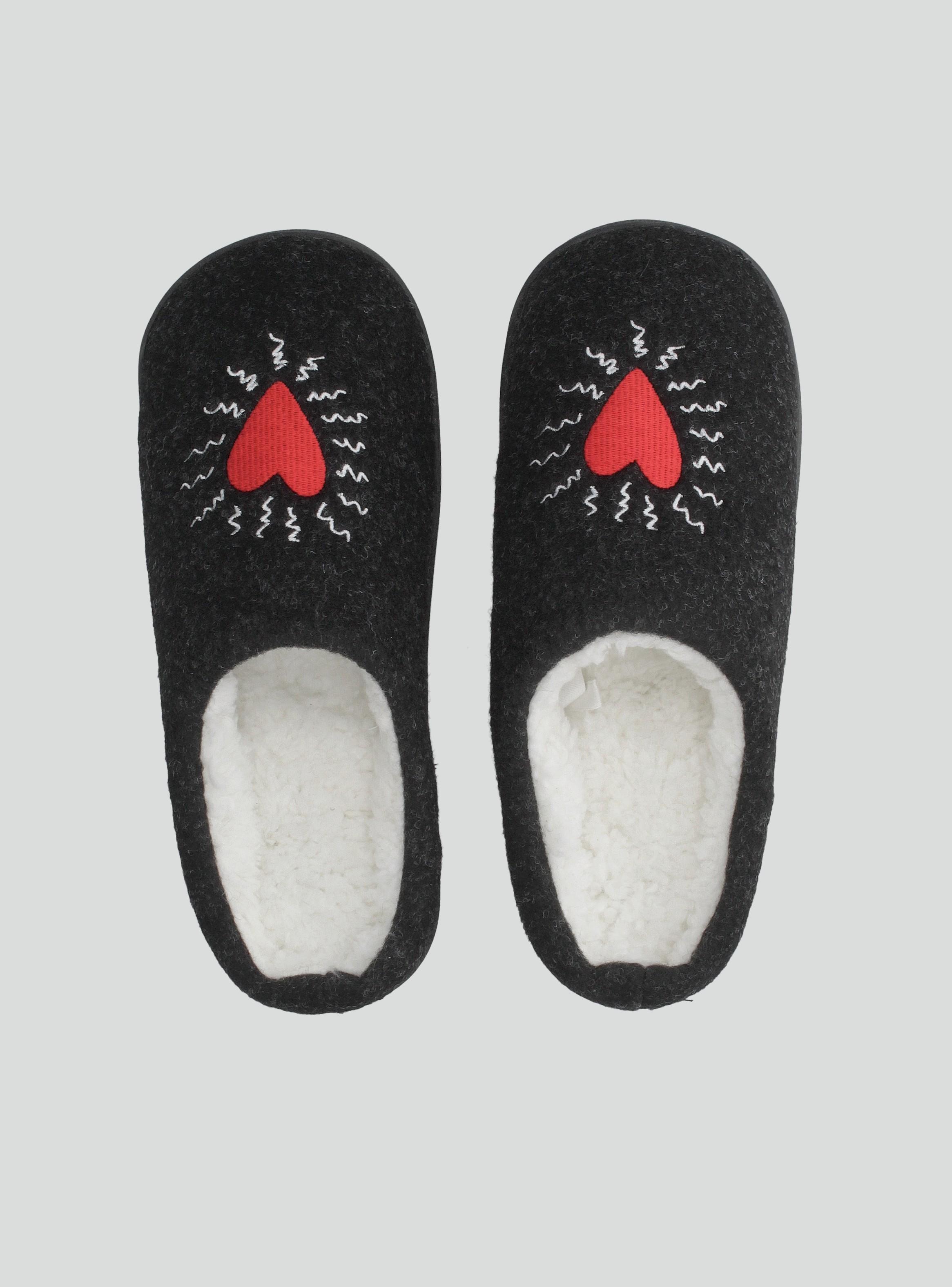 Pantufla de Cherpa con Diseño Bordado-2