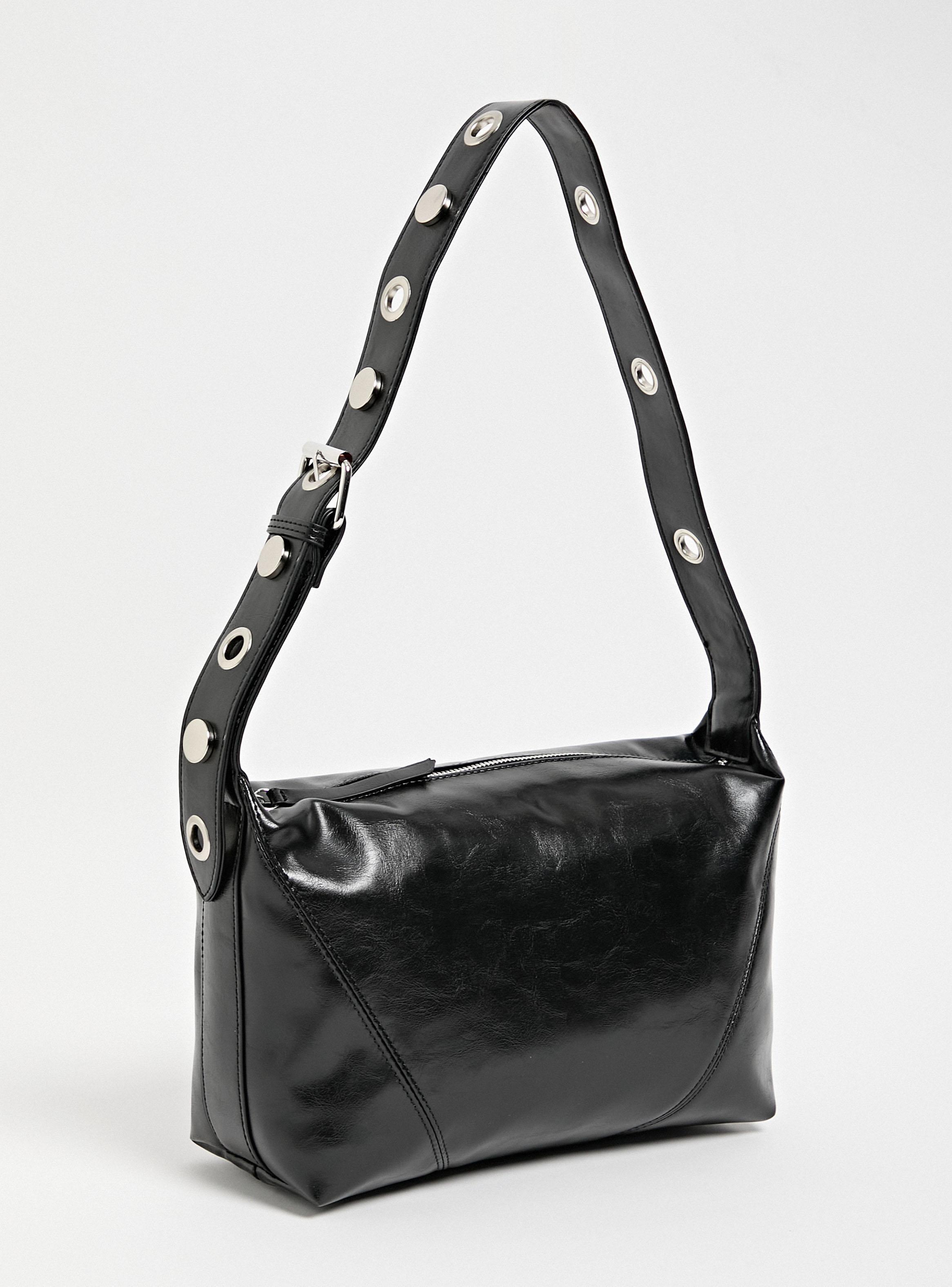 Cartera de Hombro Hobbo Tachas y Ojetillos-3