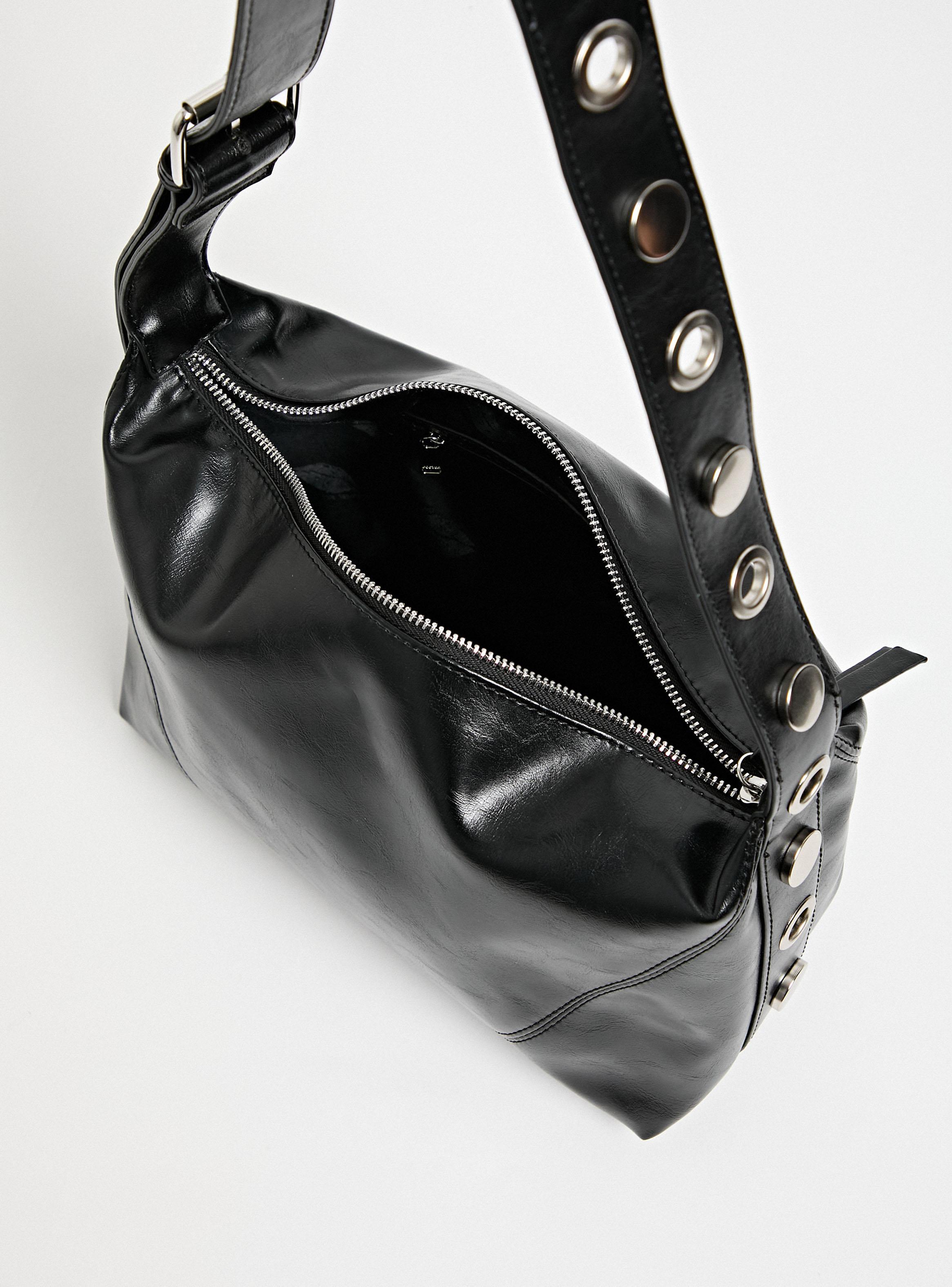 Cartera de Hombro Hobbo Tachas y Ojetillos-5