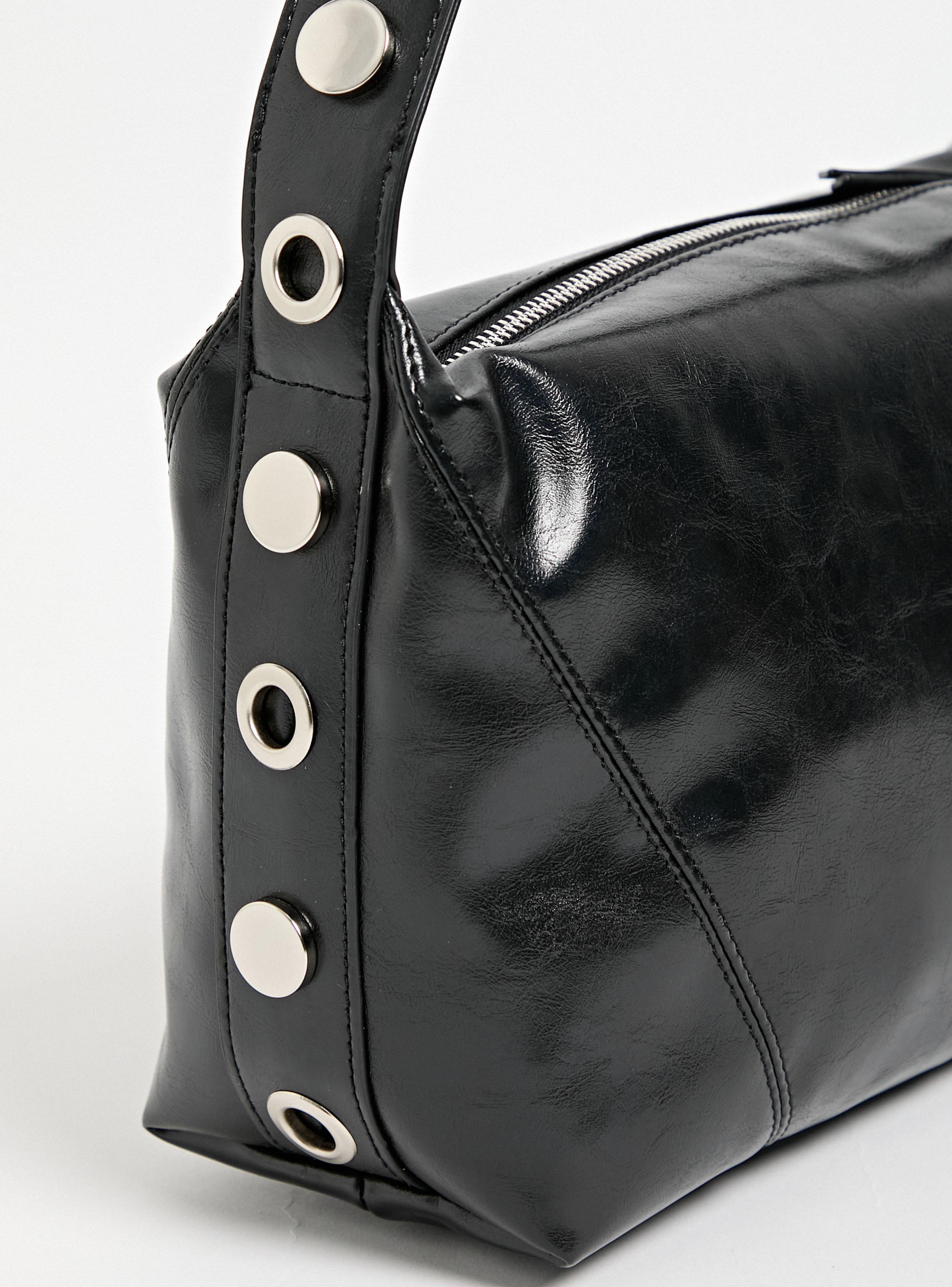 Cartera de Hombro Hobbo Tachas y Ojetillos-6
