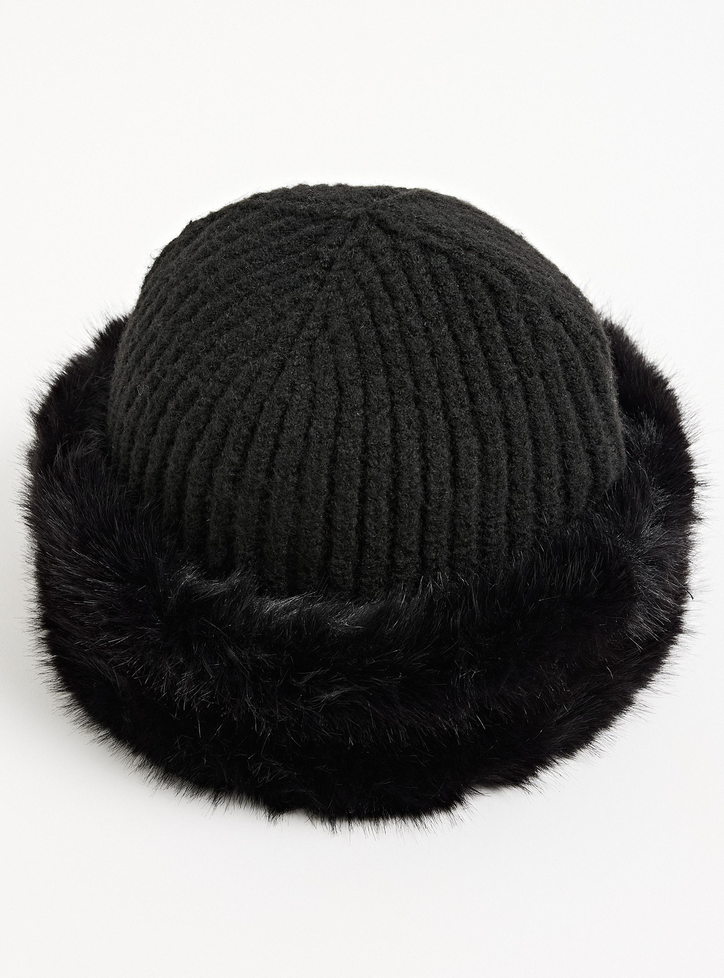 Gorro Tejido con Detalle Pelo-3