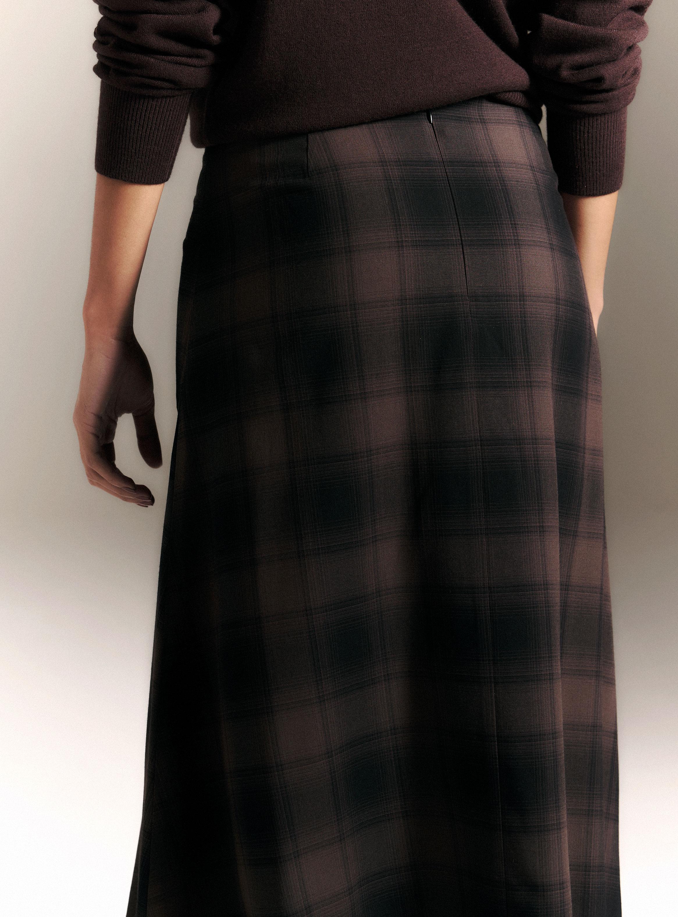 Falda Midi Asimétrica de Cuadros-3