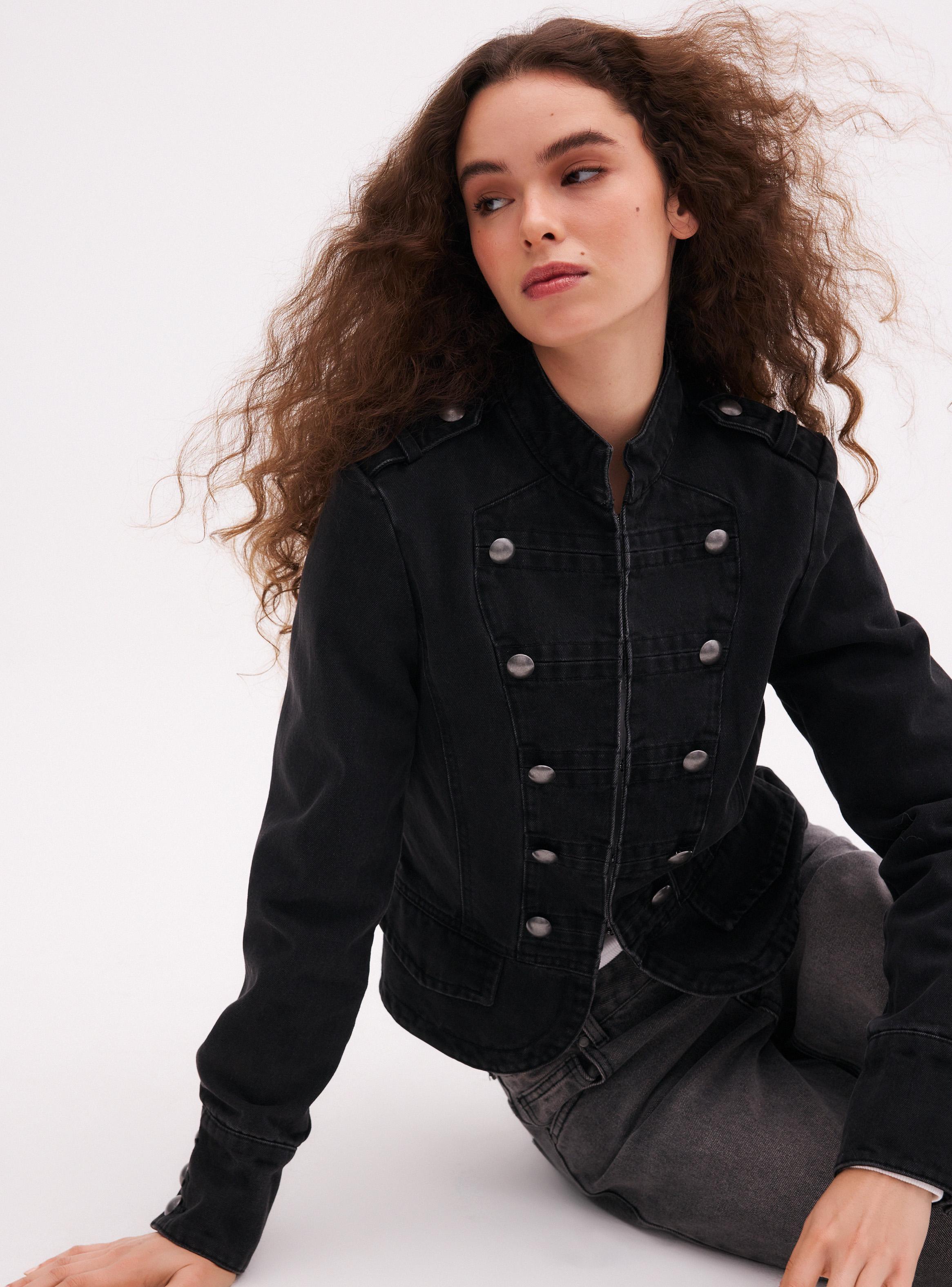 Chaqueta Royal Core Entallada con Botones Metálicos-2