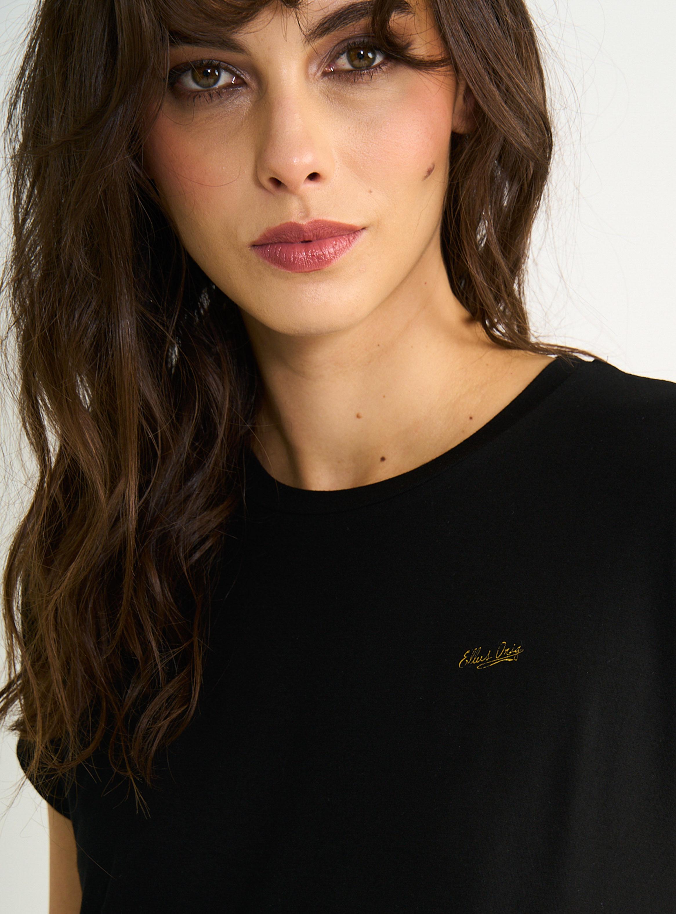 Polera Manga Corta Timeless Round Neck Front Logo-3