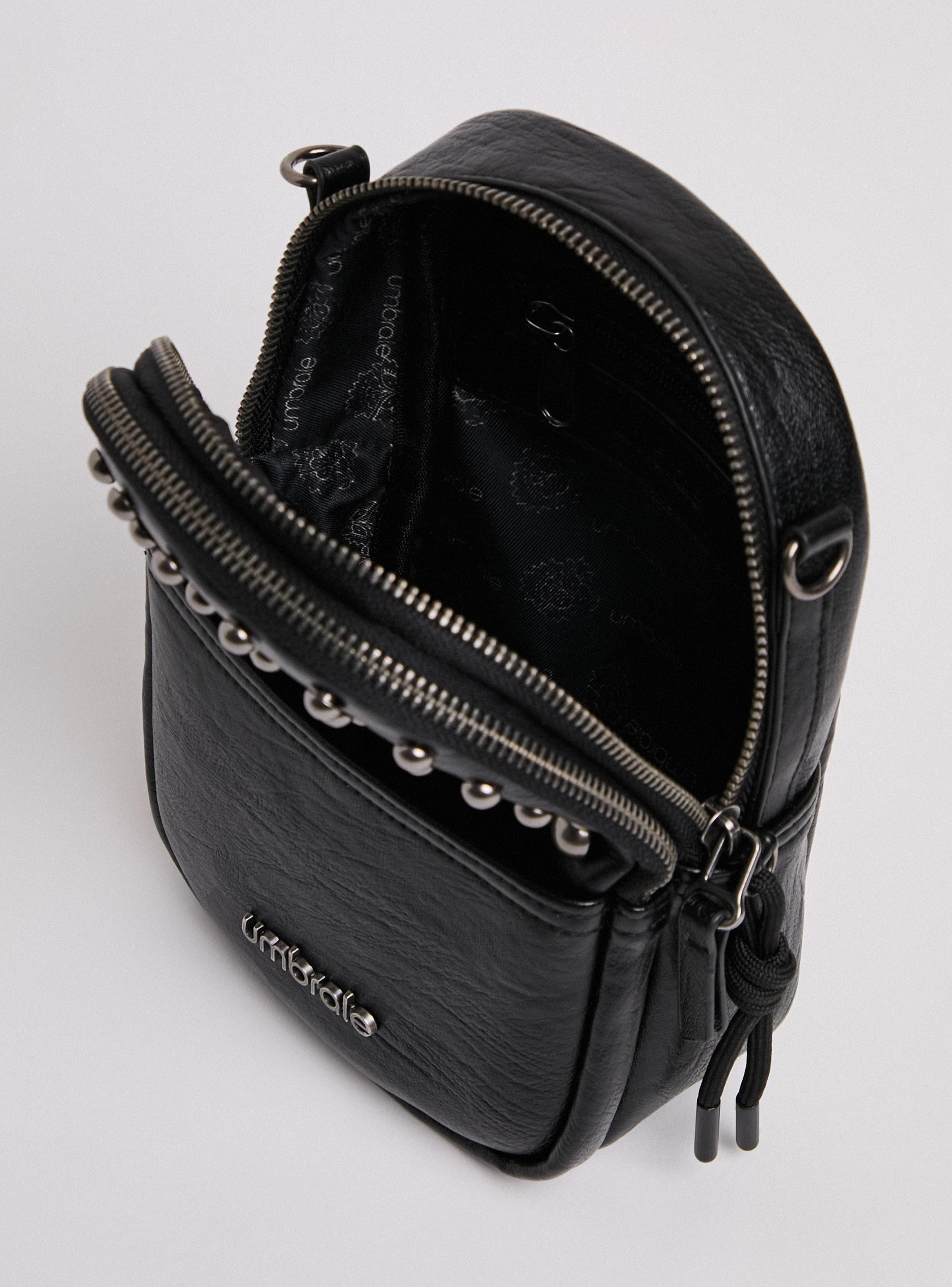 Cartera con Tachas Metálicos Redondos-5