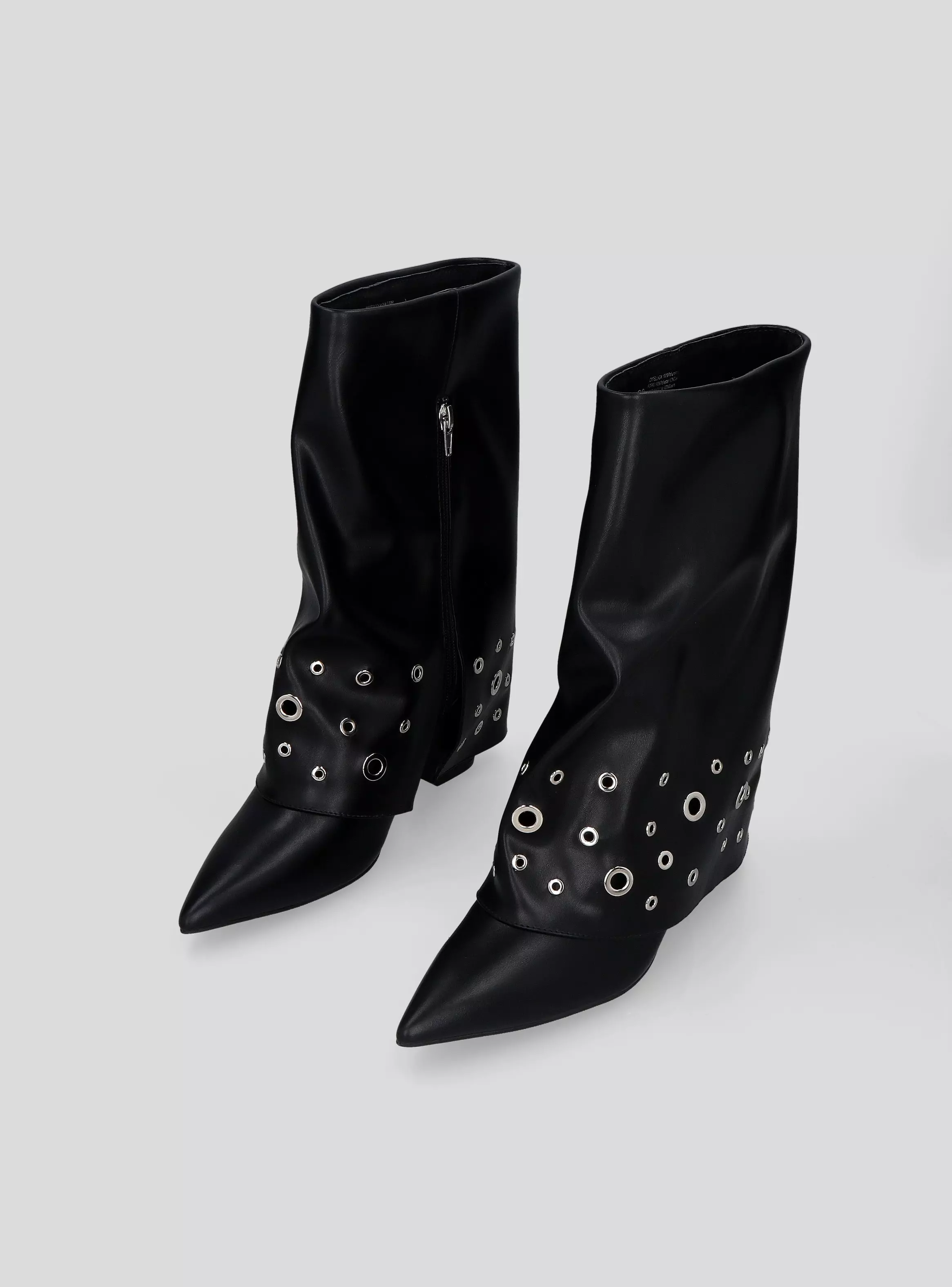 Bota Capucha Ojetillos Mujer-3