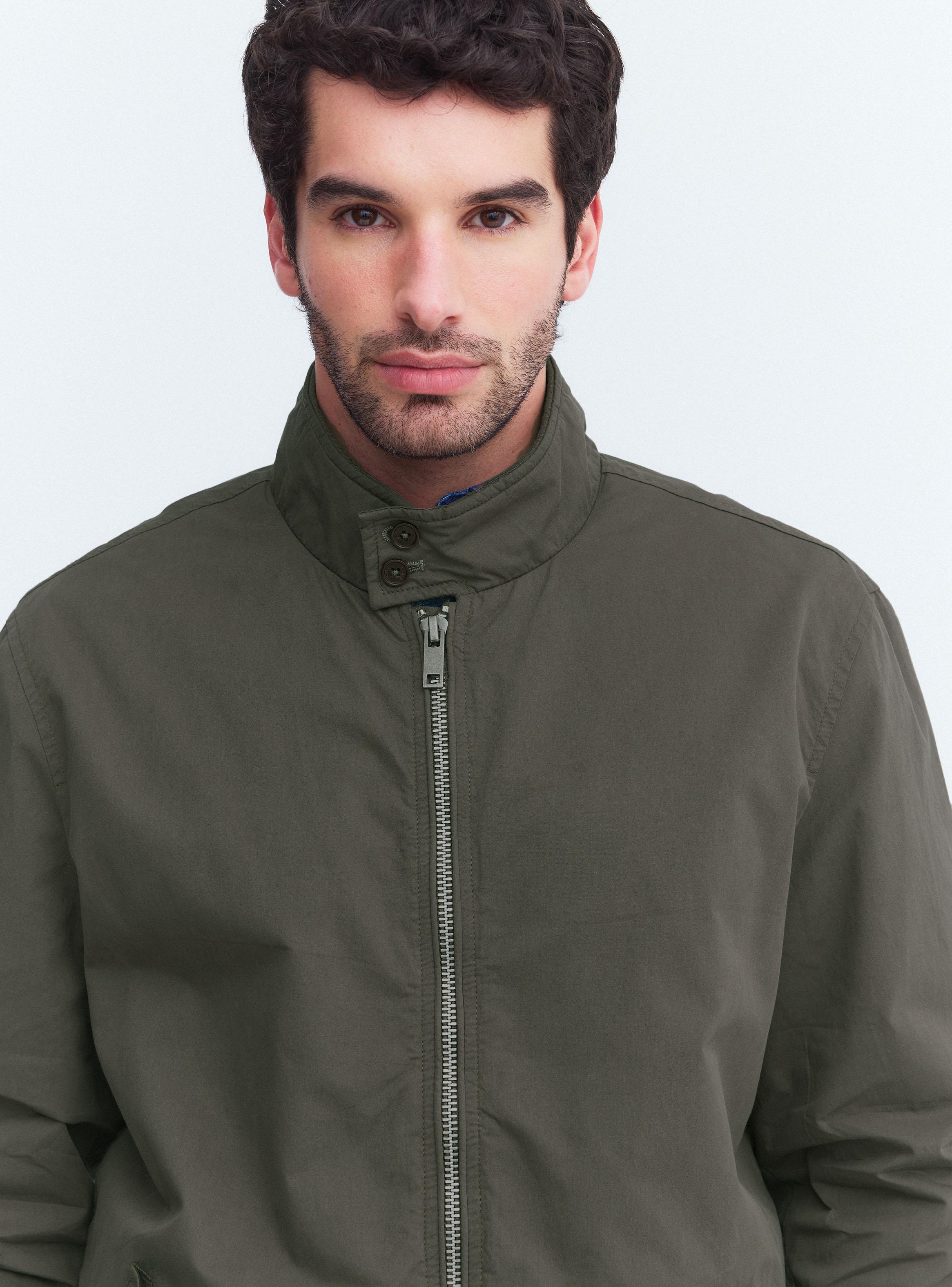Chaqueta Cuello Alto Bolsillos Exteriores-2