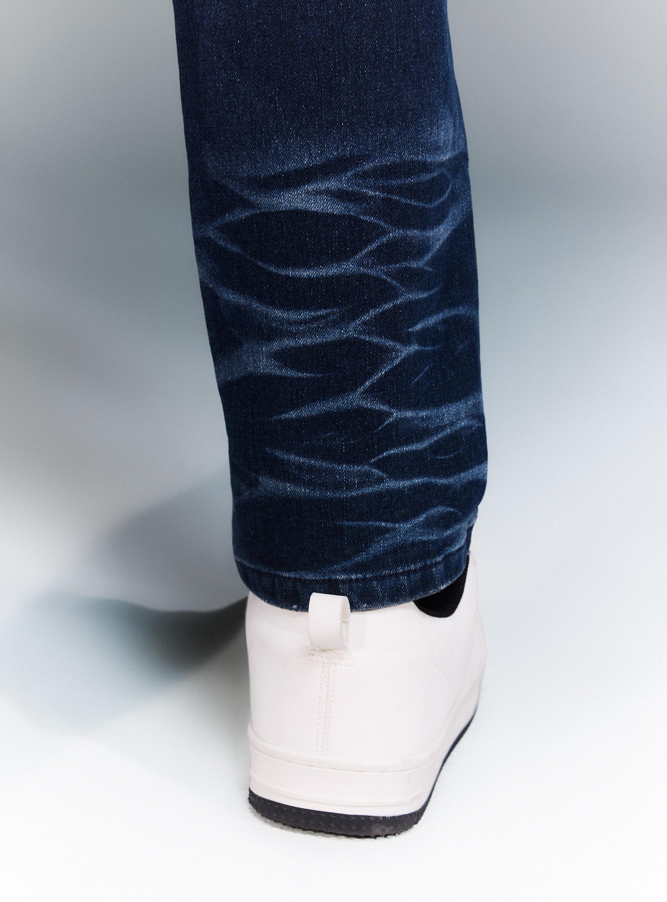 Jeans Tapered Oscuro Sulfur-3