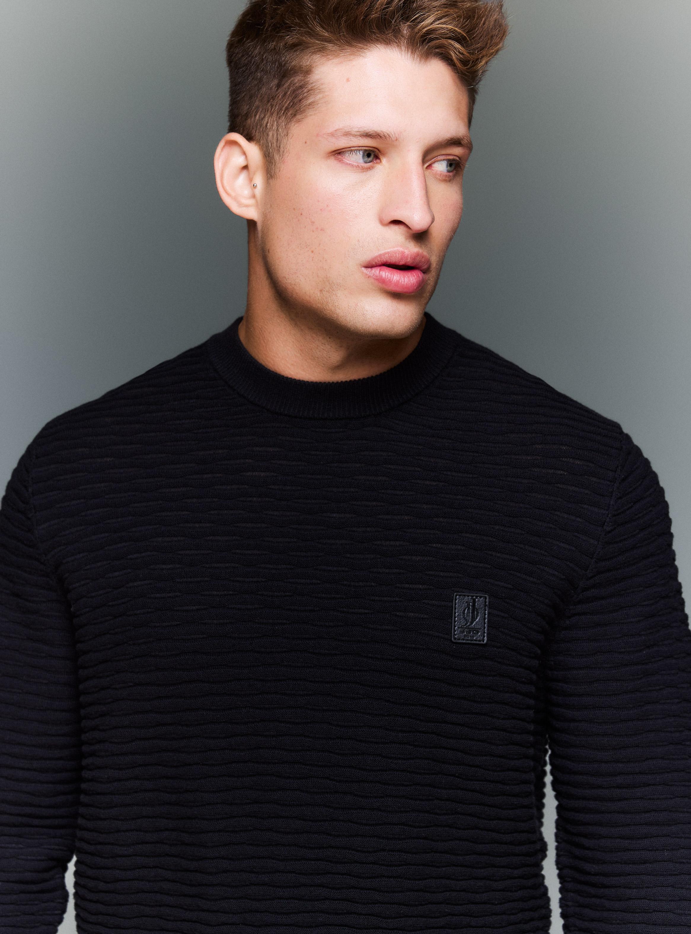 Sweater Punto Fantasía Ondeado-2