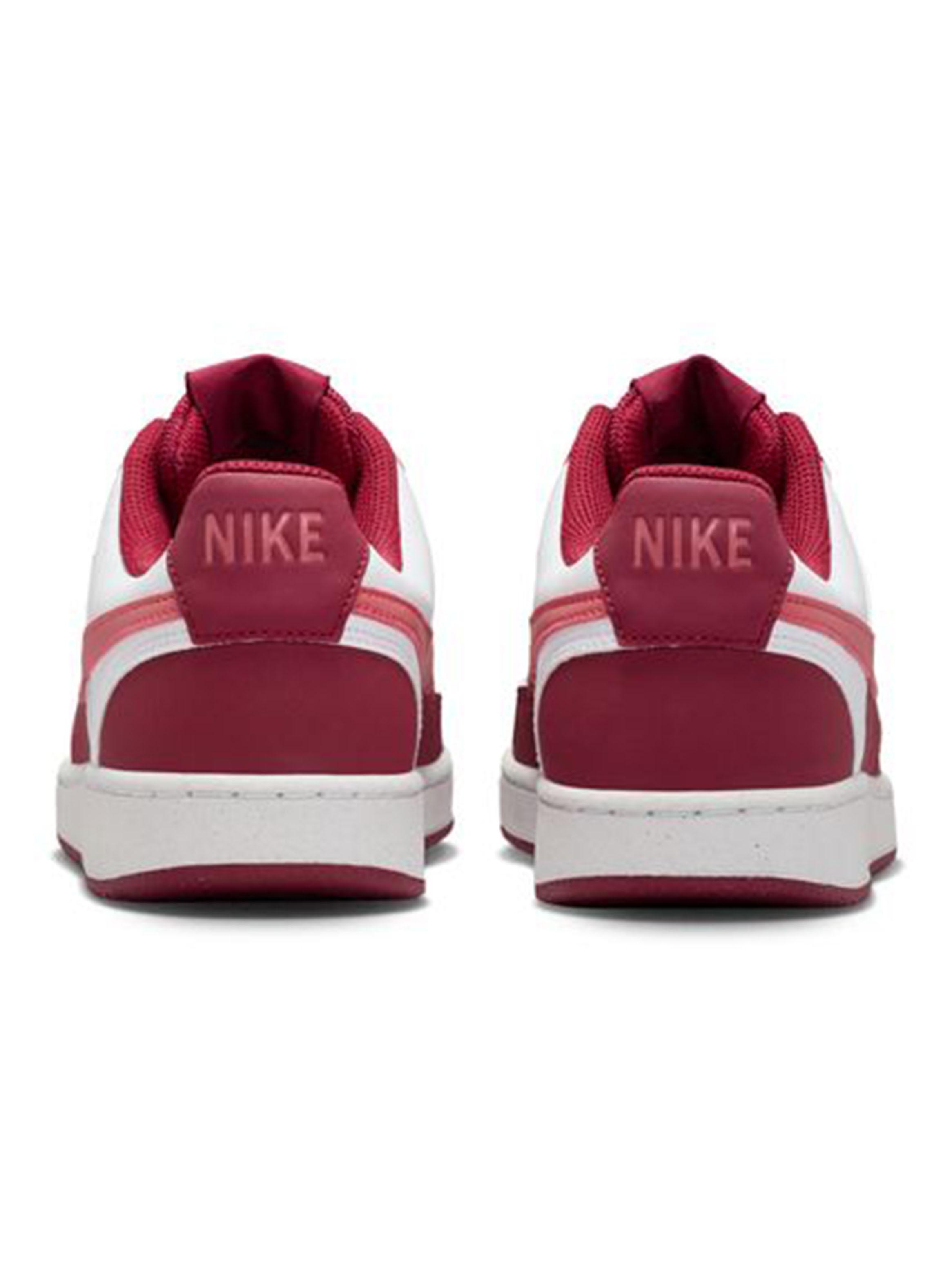 Zapatilla Urbana Wmns Court Vision Low Mujer-3