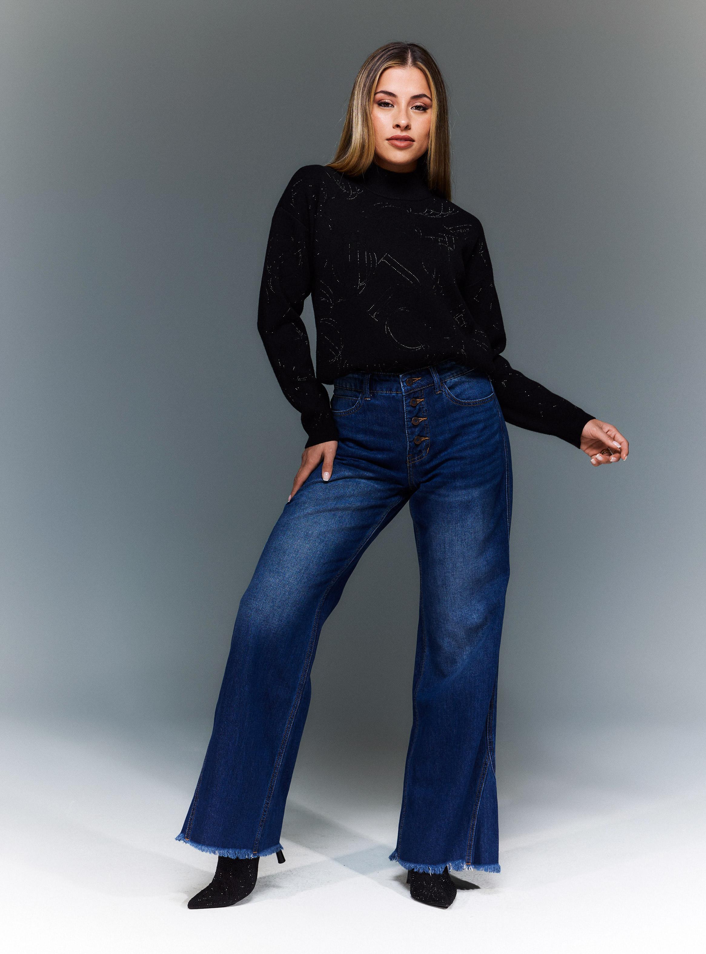 Jeans Wide Leg con Botones a la Vista y Corte en la Bota-4