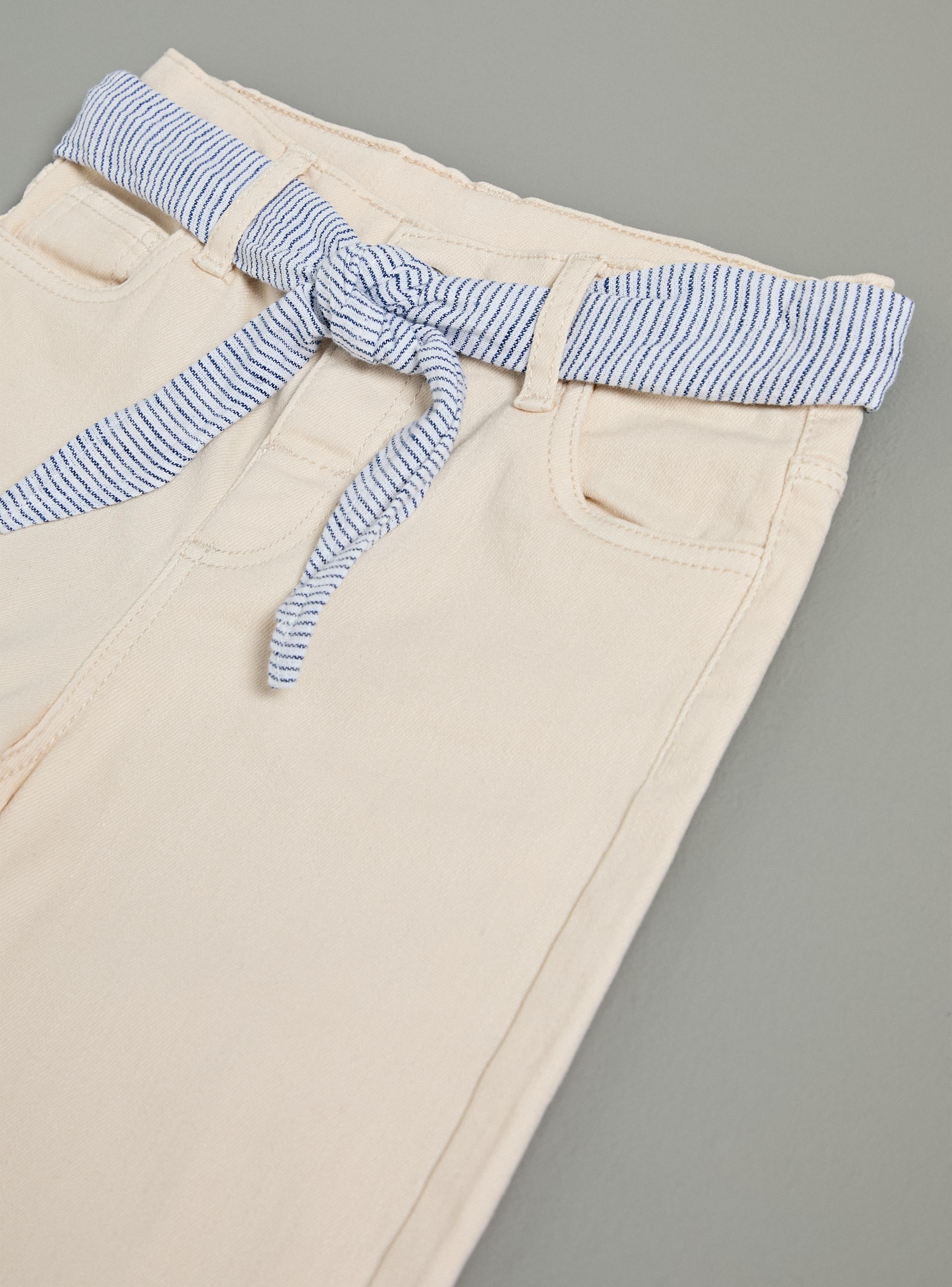 Pantalón con Cinturón Estampado a Rayas-3
