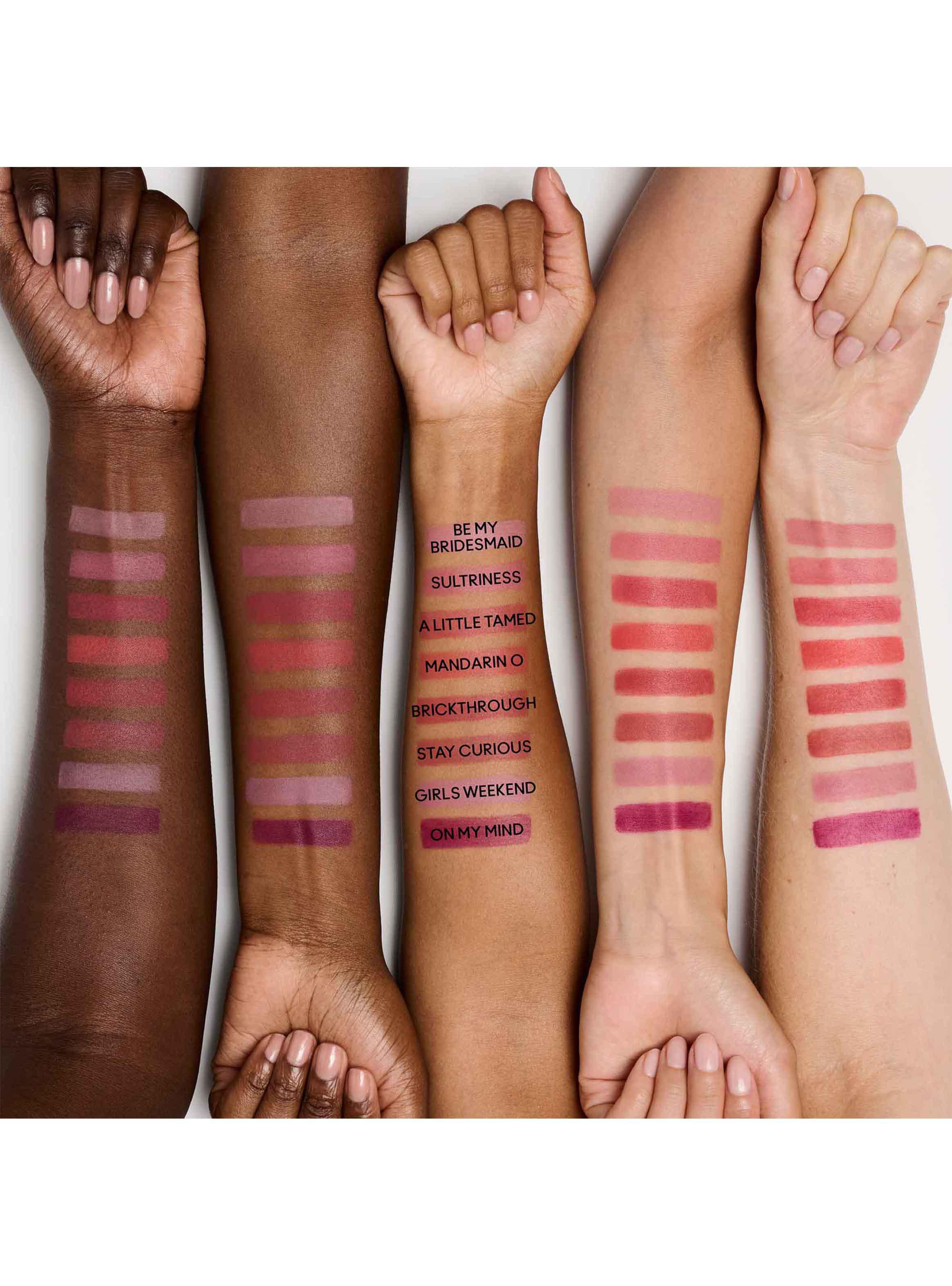 Labial en Barra Powder Kiss Hazy Matte Lipstick A Little Tamed-3