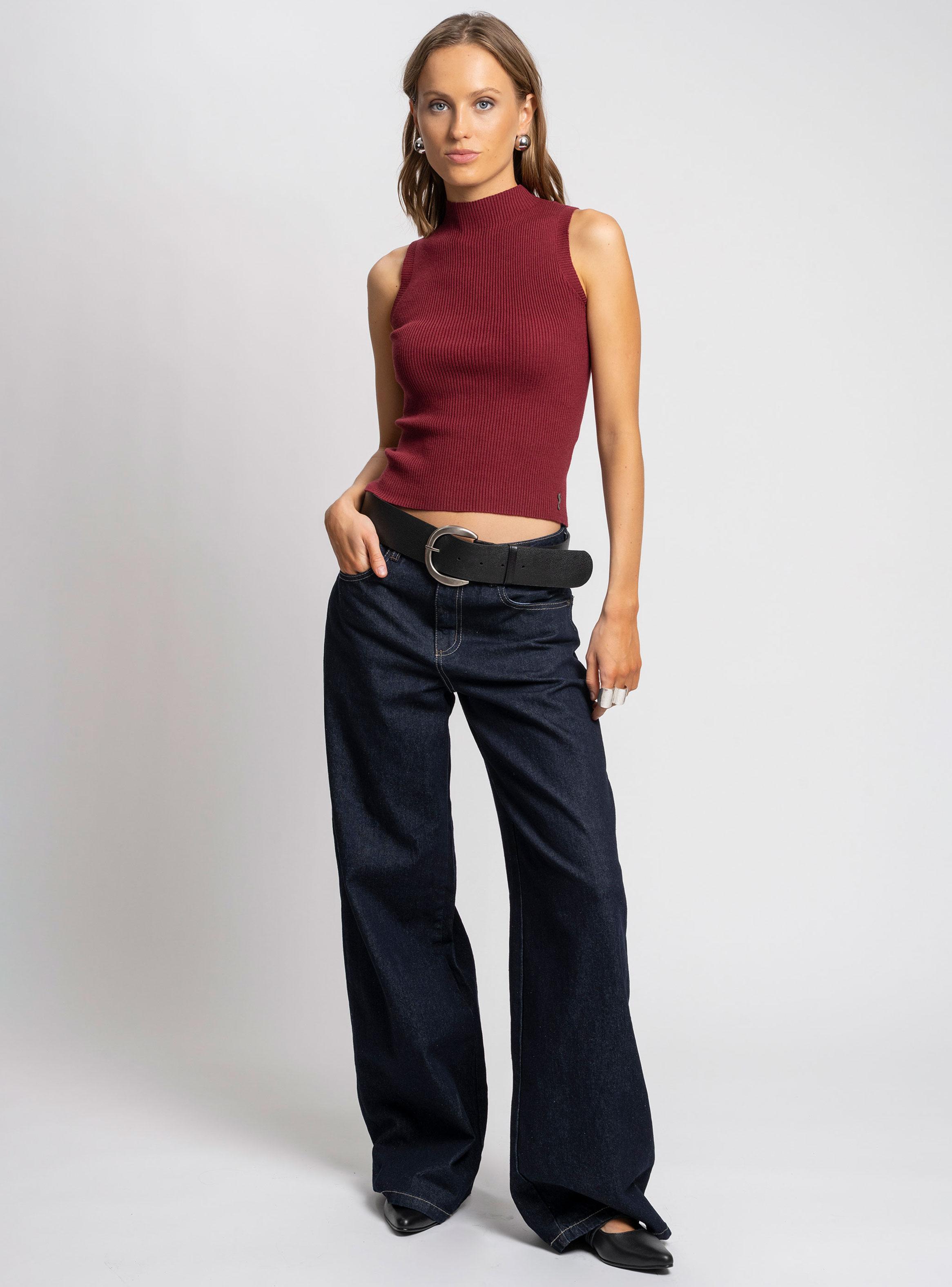 Polera Goa Halter Burdeo-3