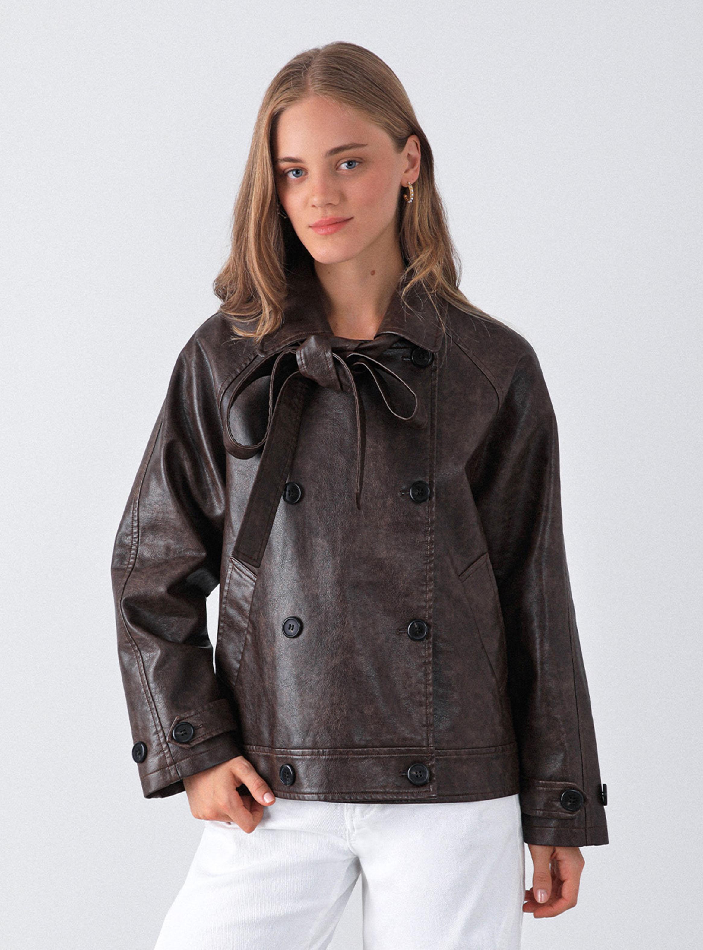 Chaqueta Pu Lazo y Botón-1