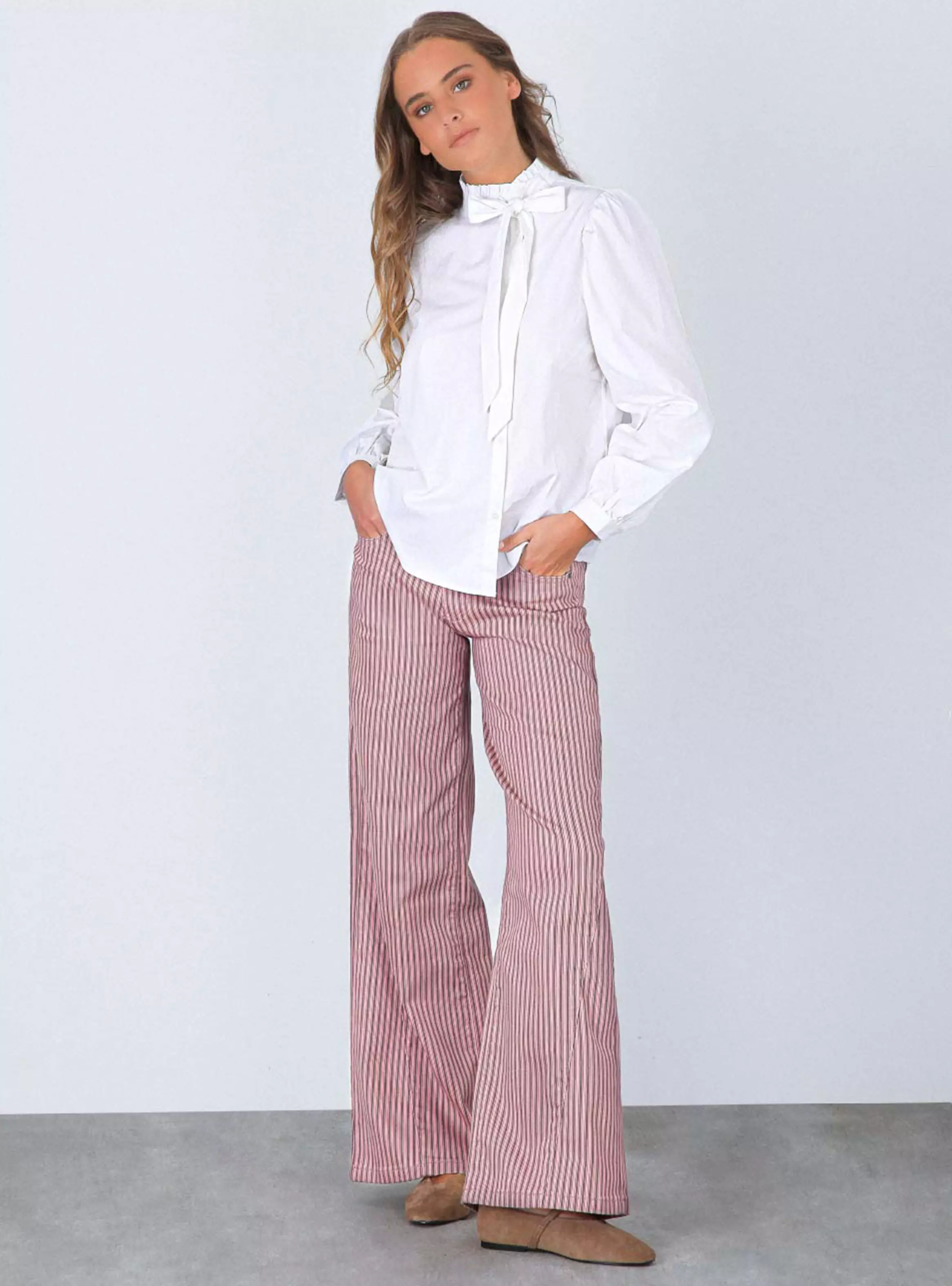 Blusa Lazo Cuello Alto White-3