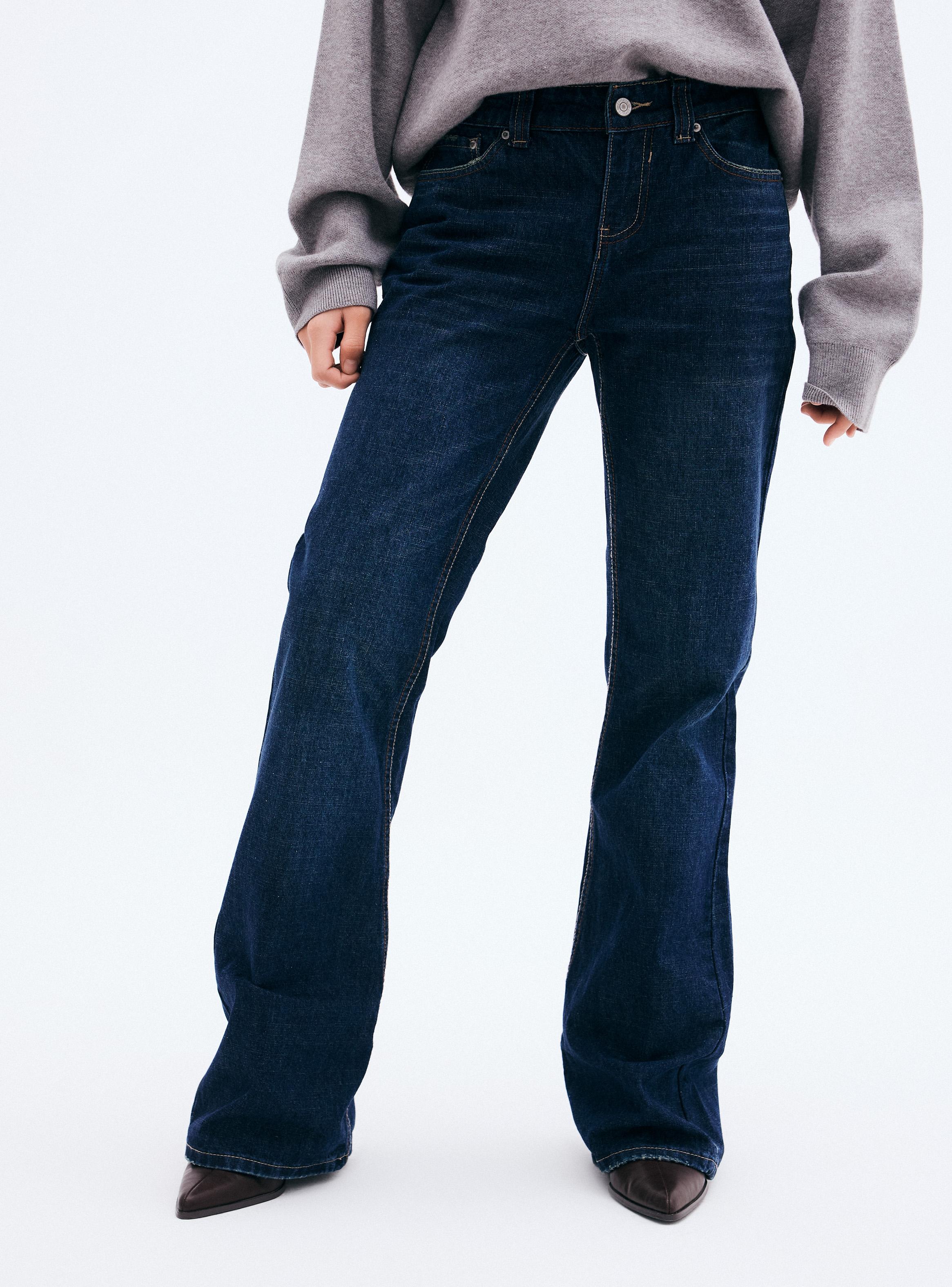 Jeans Flare Fit Tiro Medio con Costuras-0